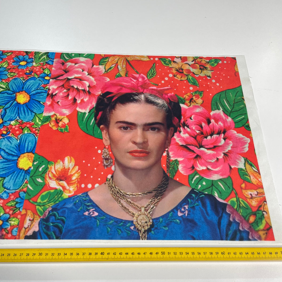 Veludo Suede Digital Frida Kahlo 01 50x50