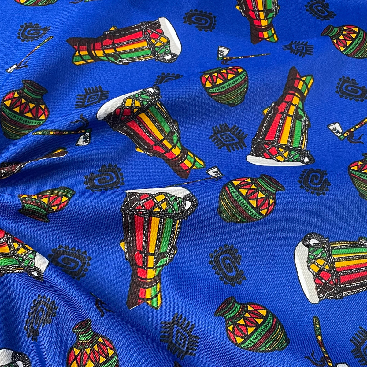 Oxford Afro Tambores e Jarros Fundo Azul