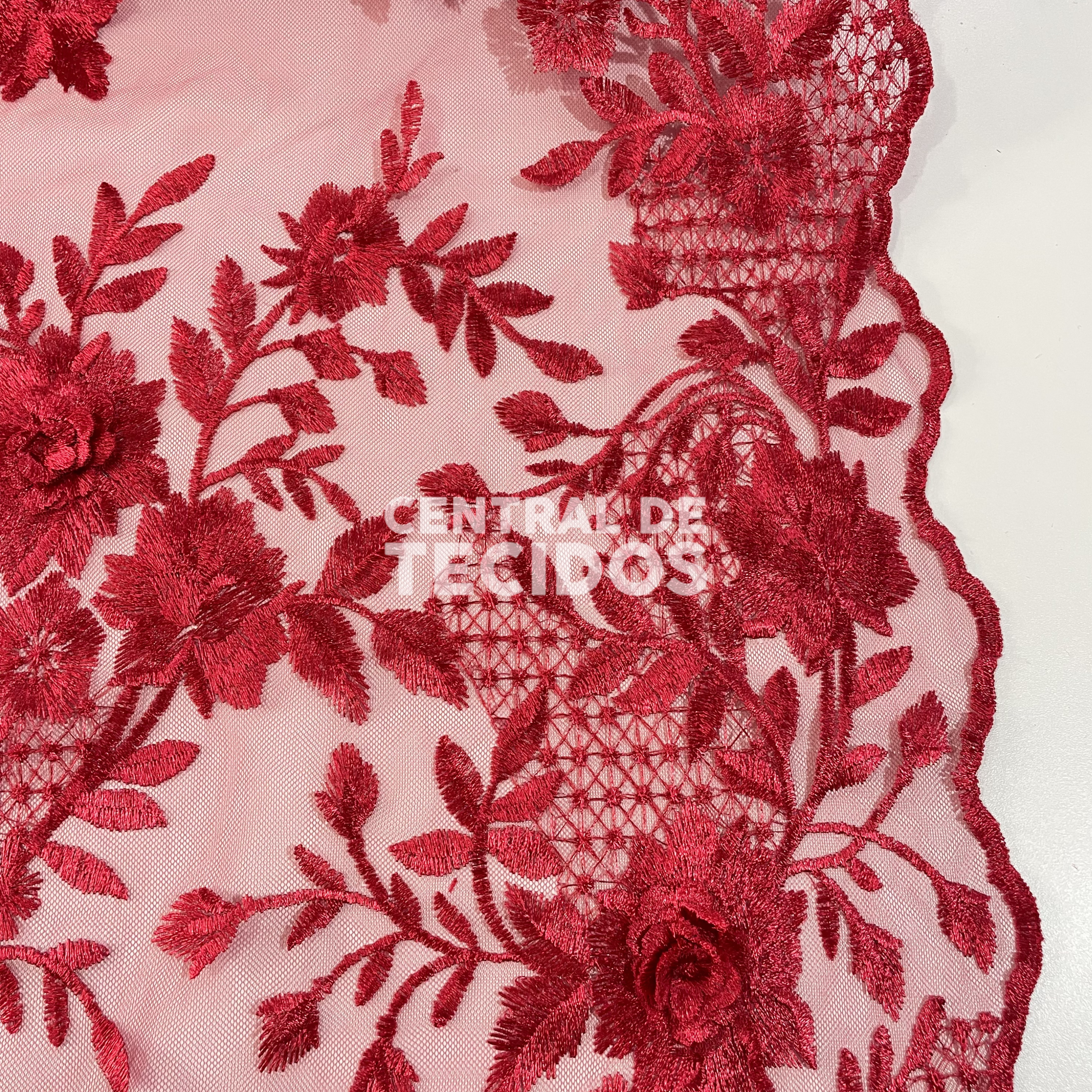 Tule Bordado 3D Floral Vermelho