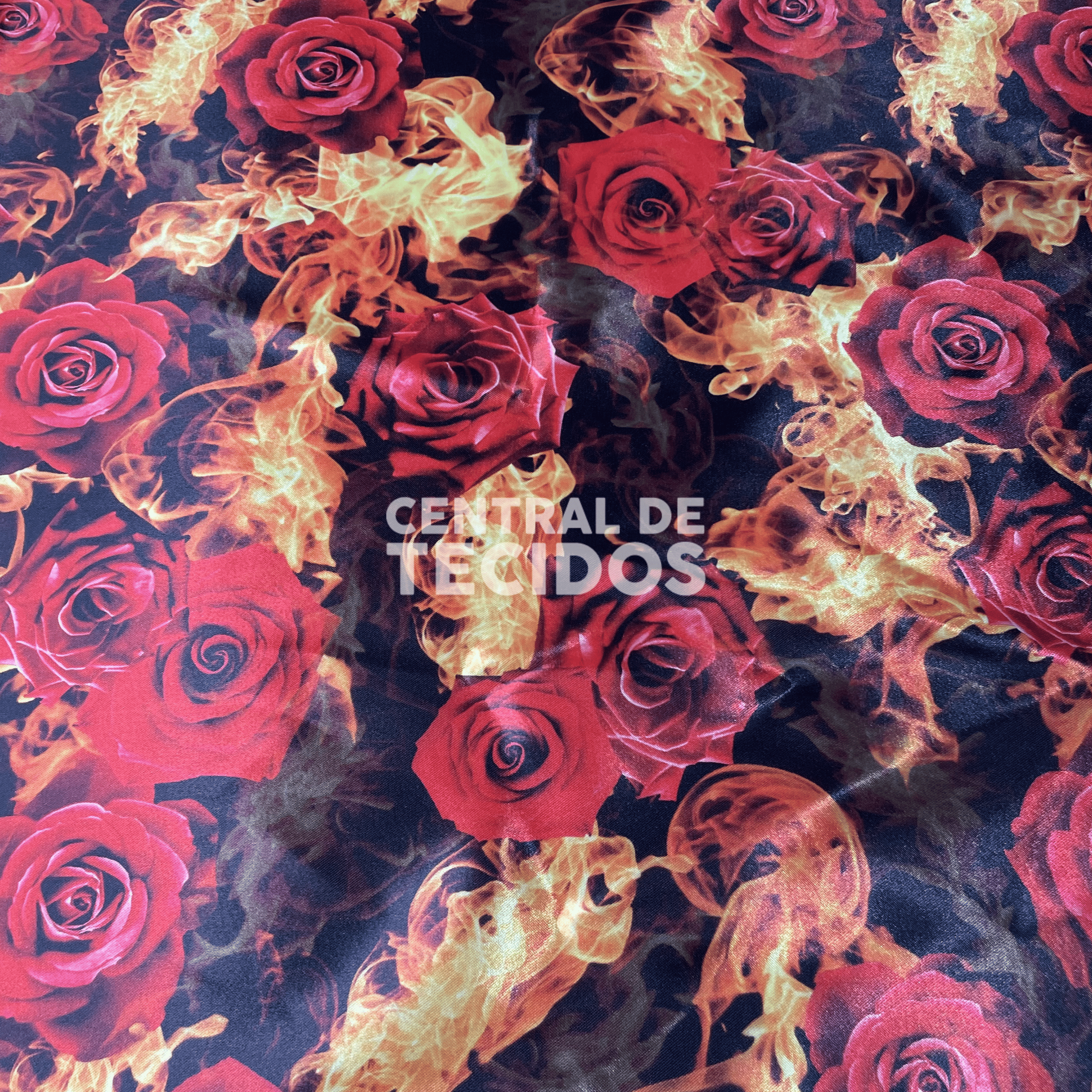 Cetim Estampado Digital Rosas e Fogo