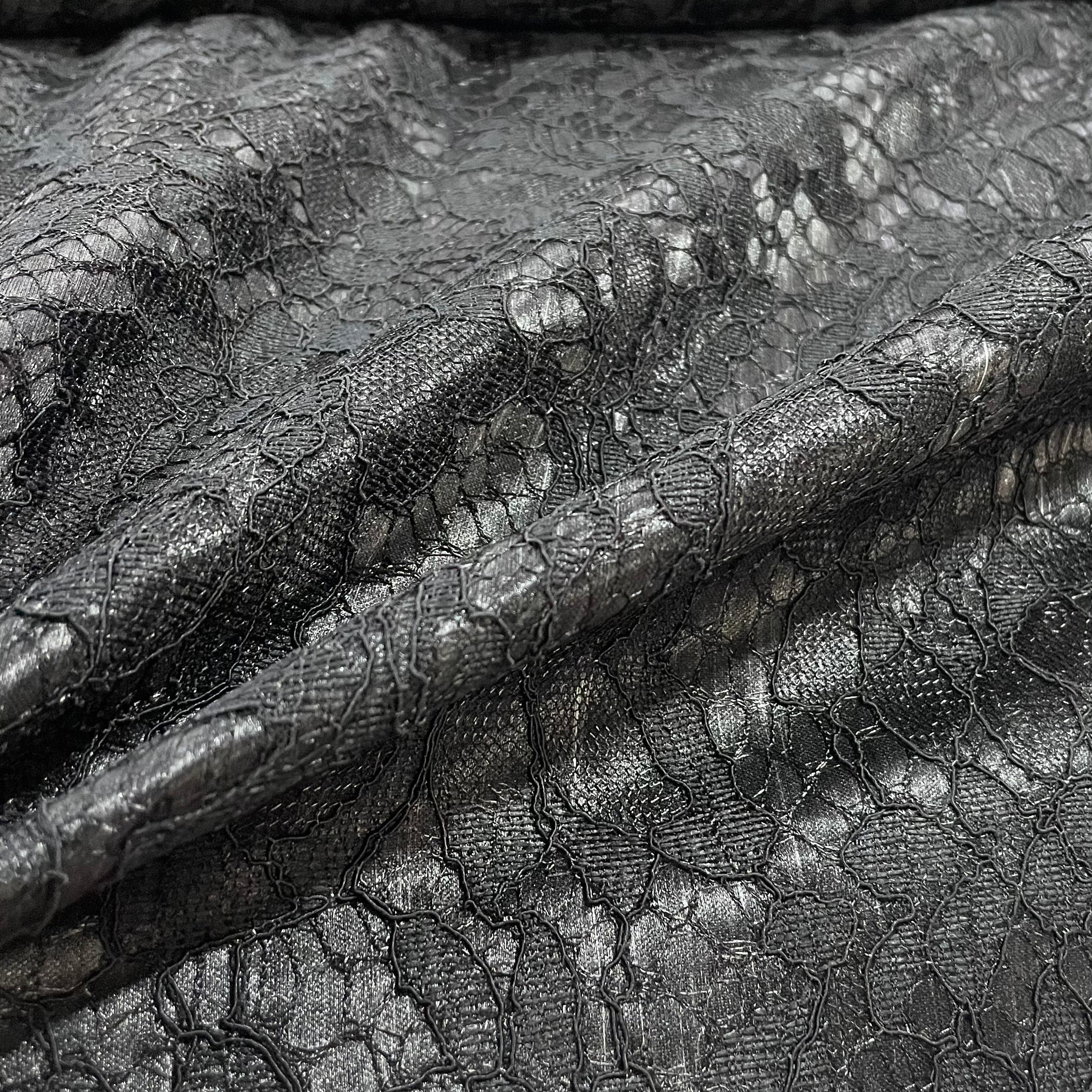 Renda Hope Lace Dublada com Cetim Preta
