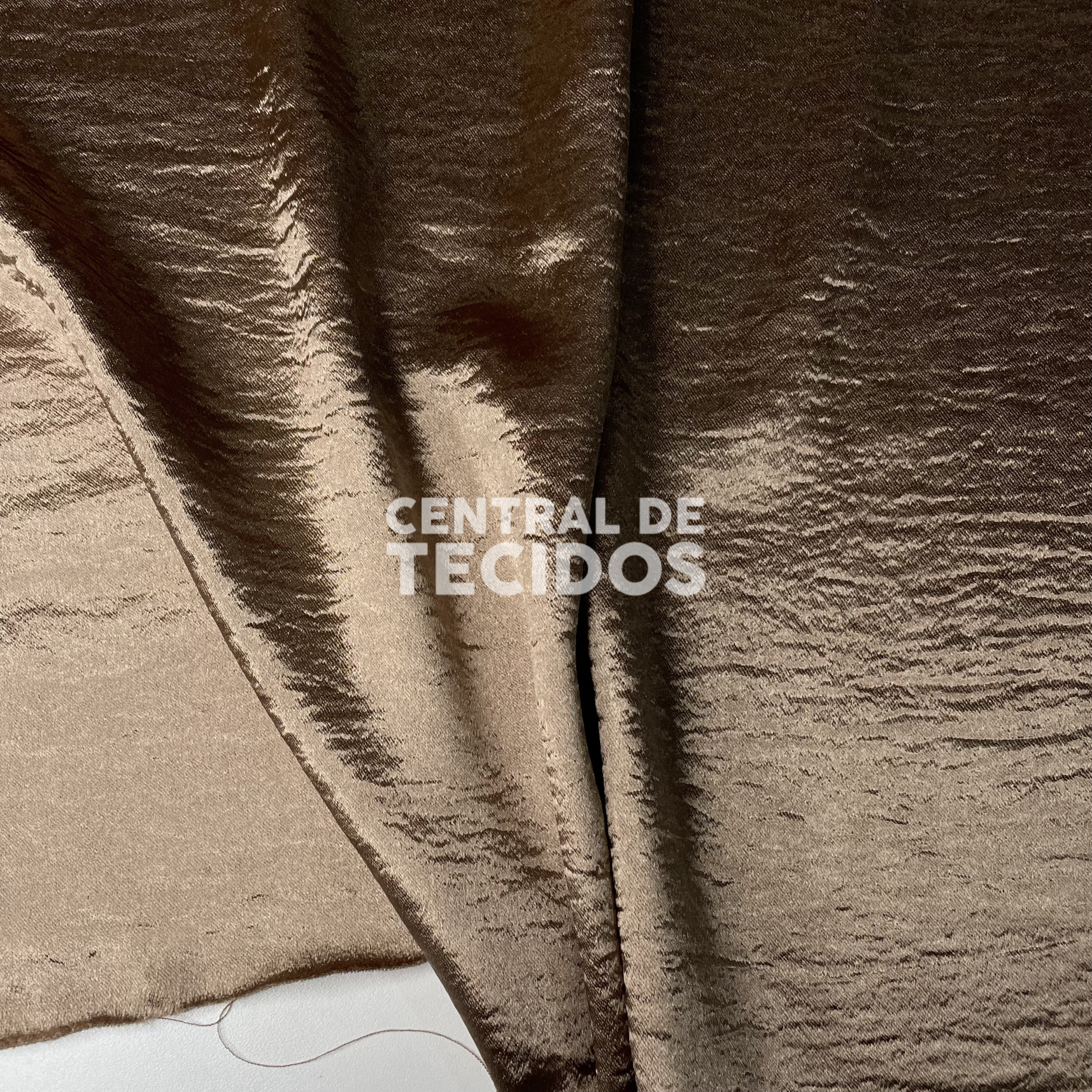 Crepe Satin Glamour Dourado