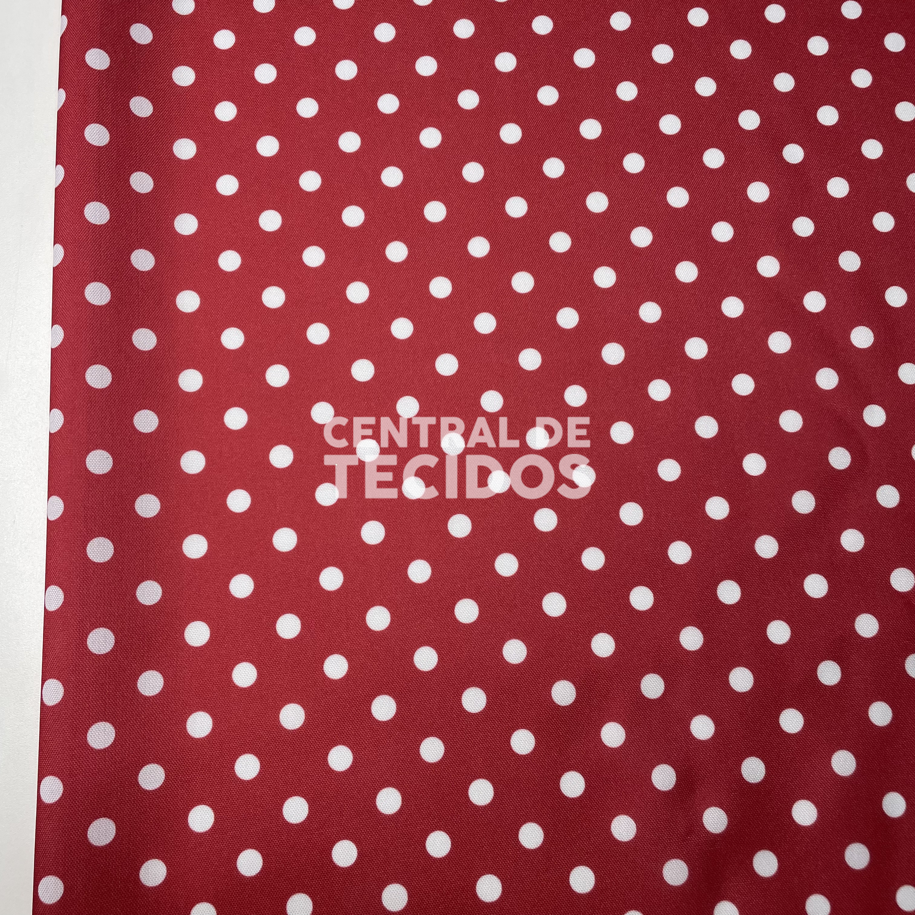 Oxford Digital Poá PP Branco Fundo Vermelho