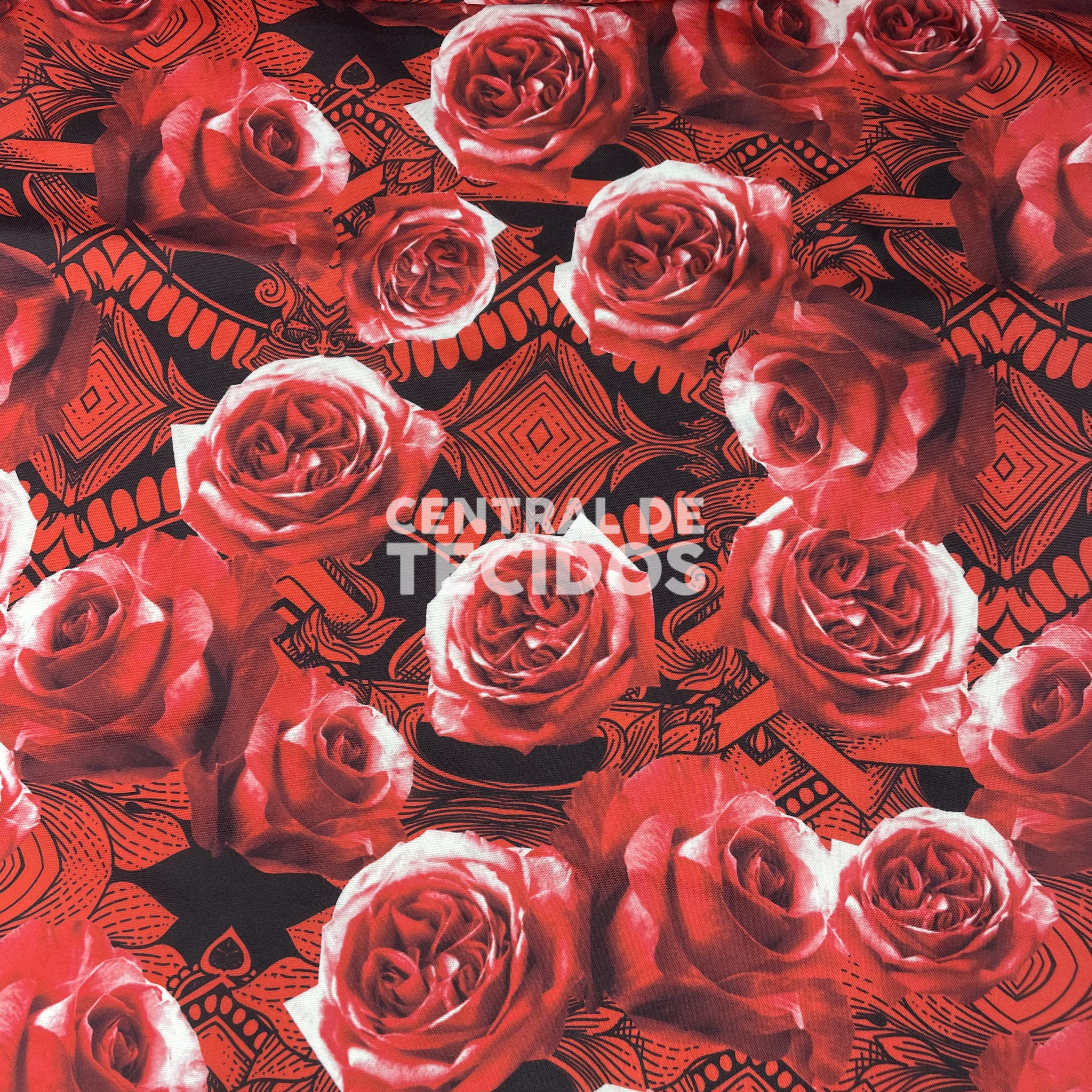 Oxford Digital Arabesco Rosas Vermelhas Fundo Preto