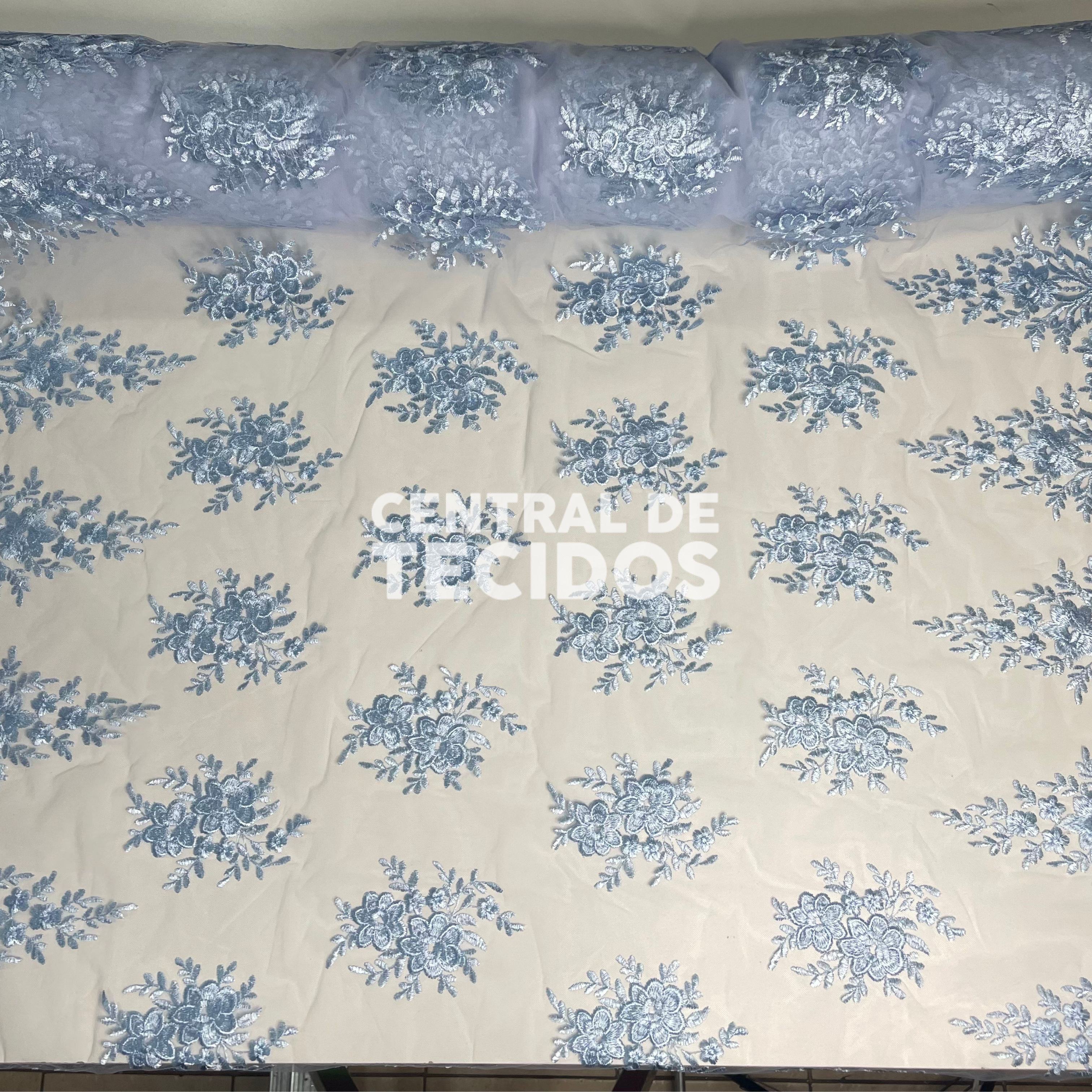 Tule Bordado Juliana Azul Bebê