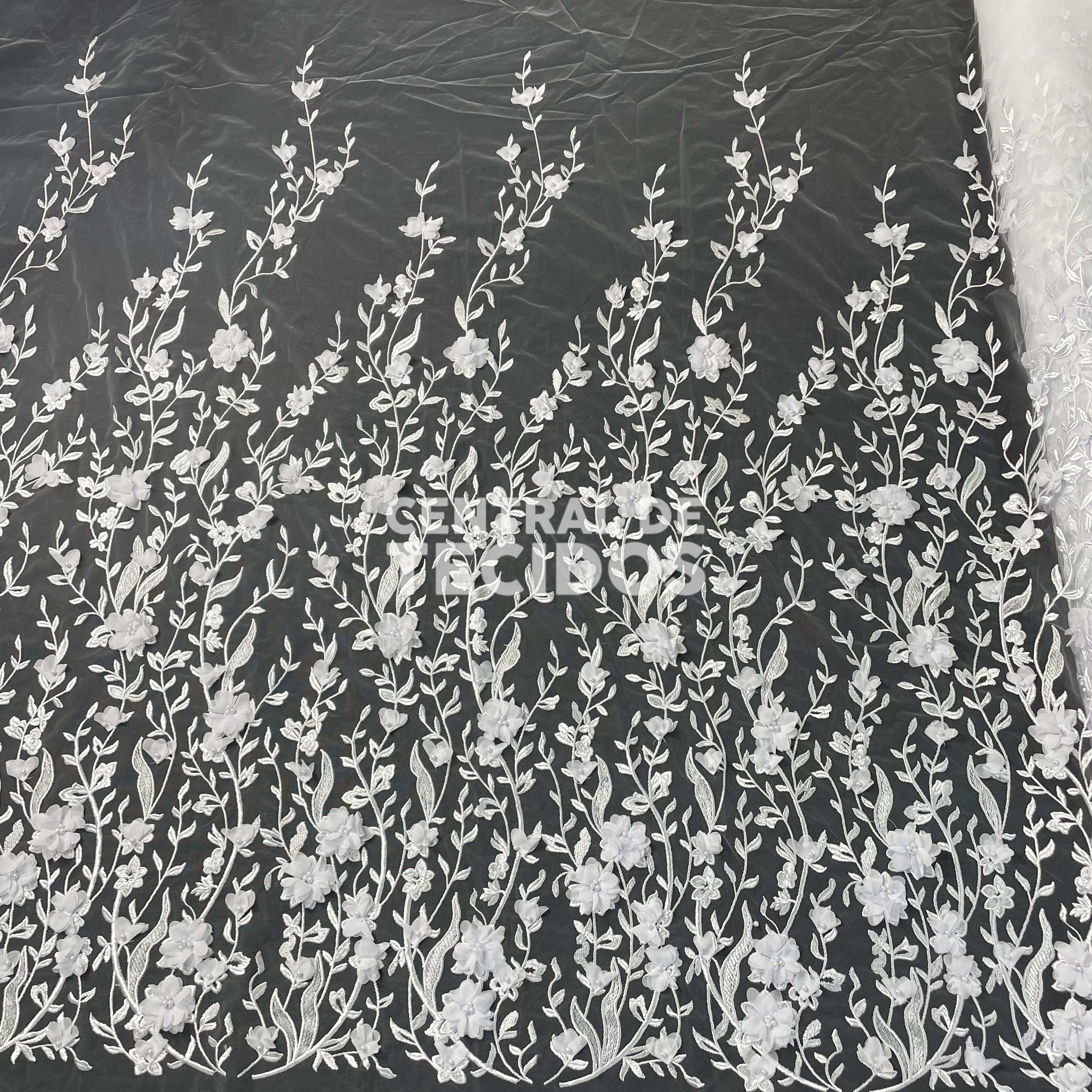 Tule Design Floral 3D Branco