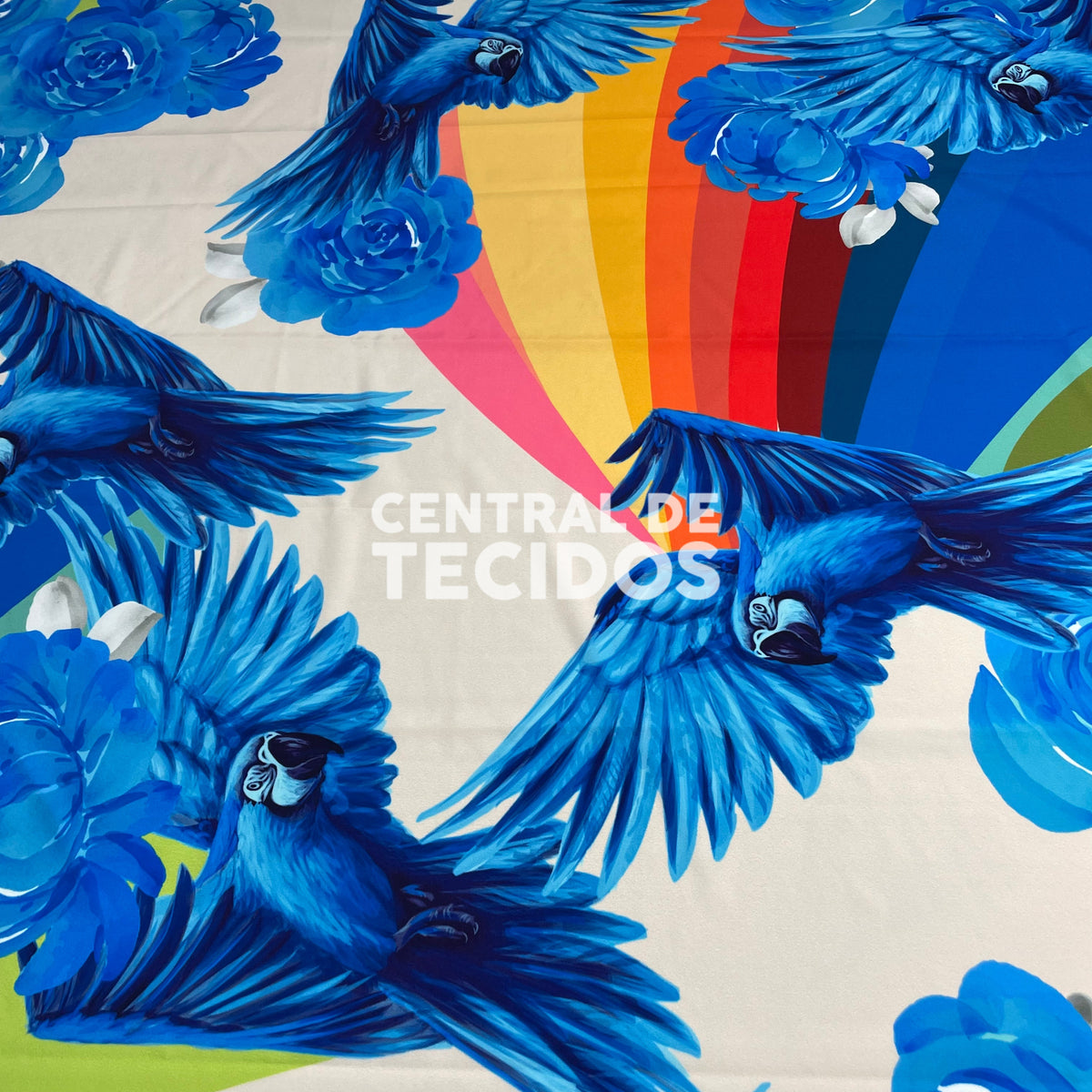 Toque de Seda Araras Arco-Iris