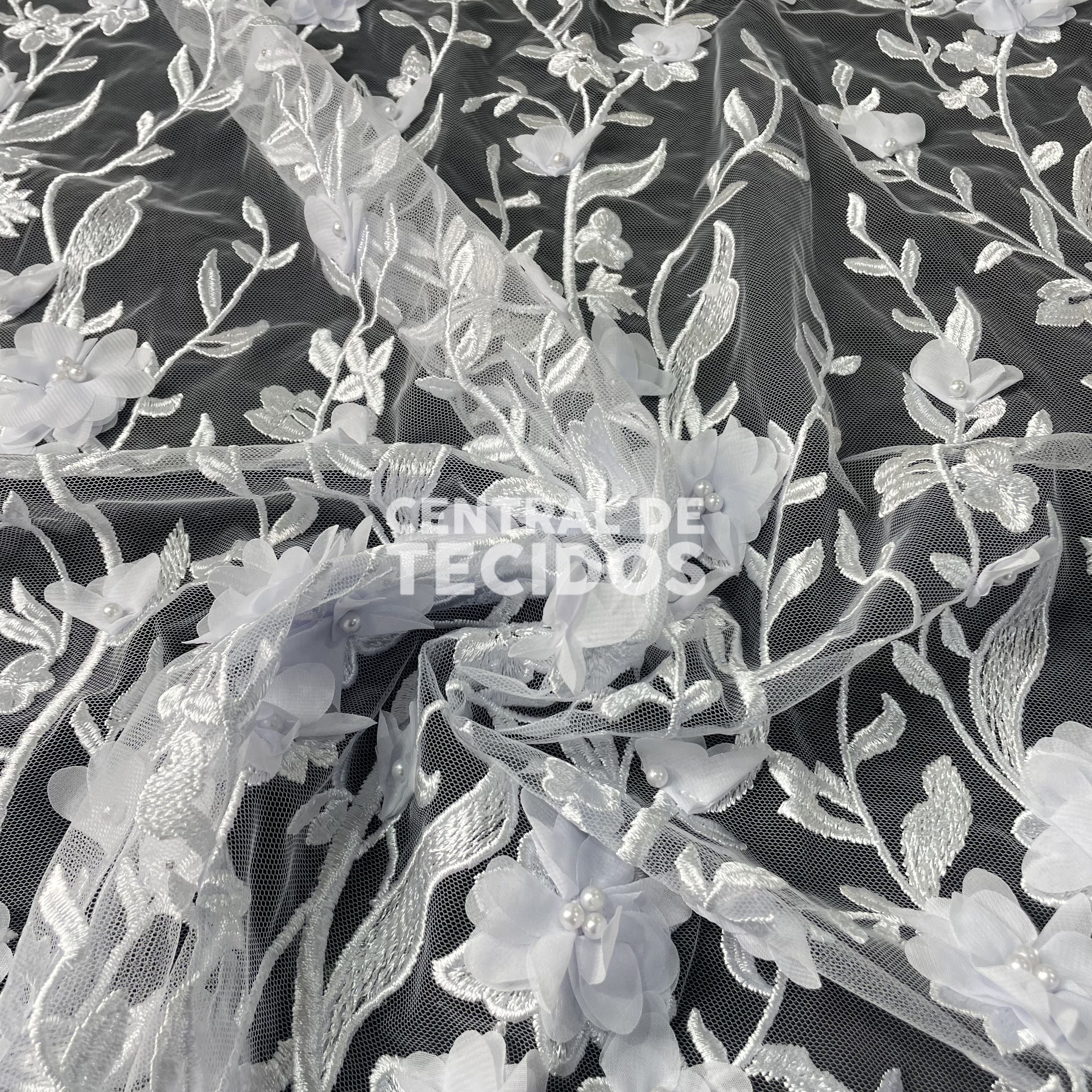 Tule Design Floral 3D Branco