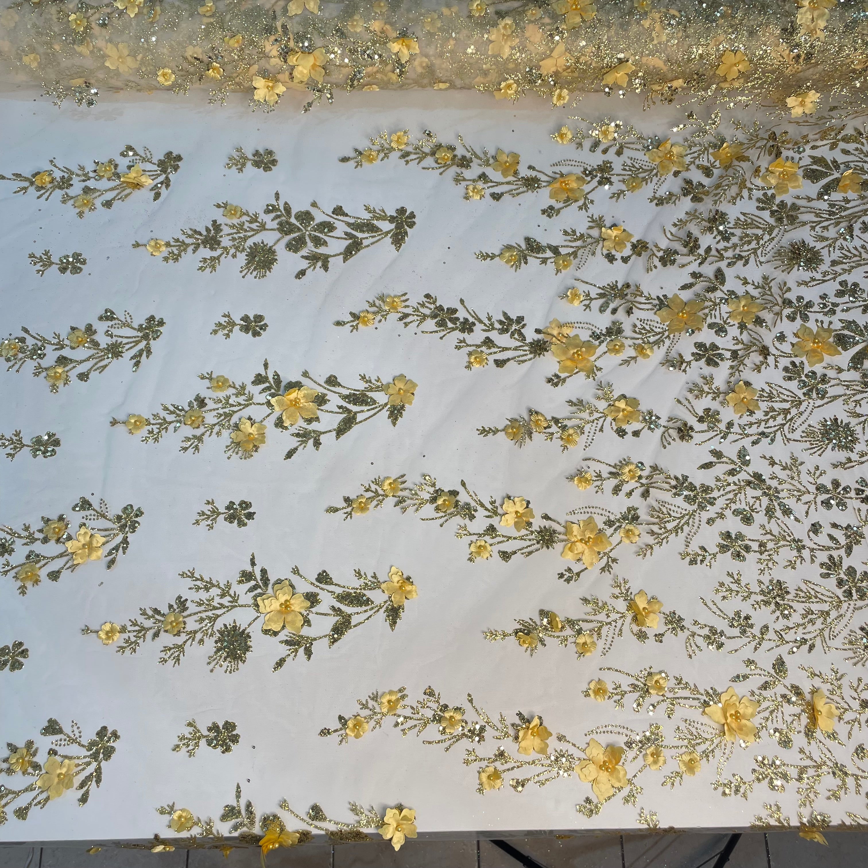 Tule Bordado Glitter 3D Floral Pérola Dourado