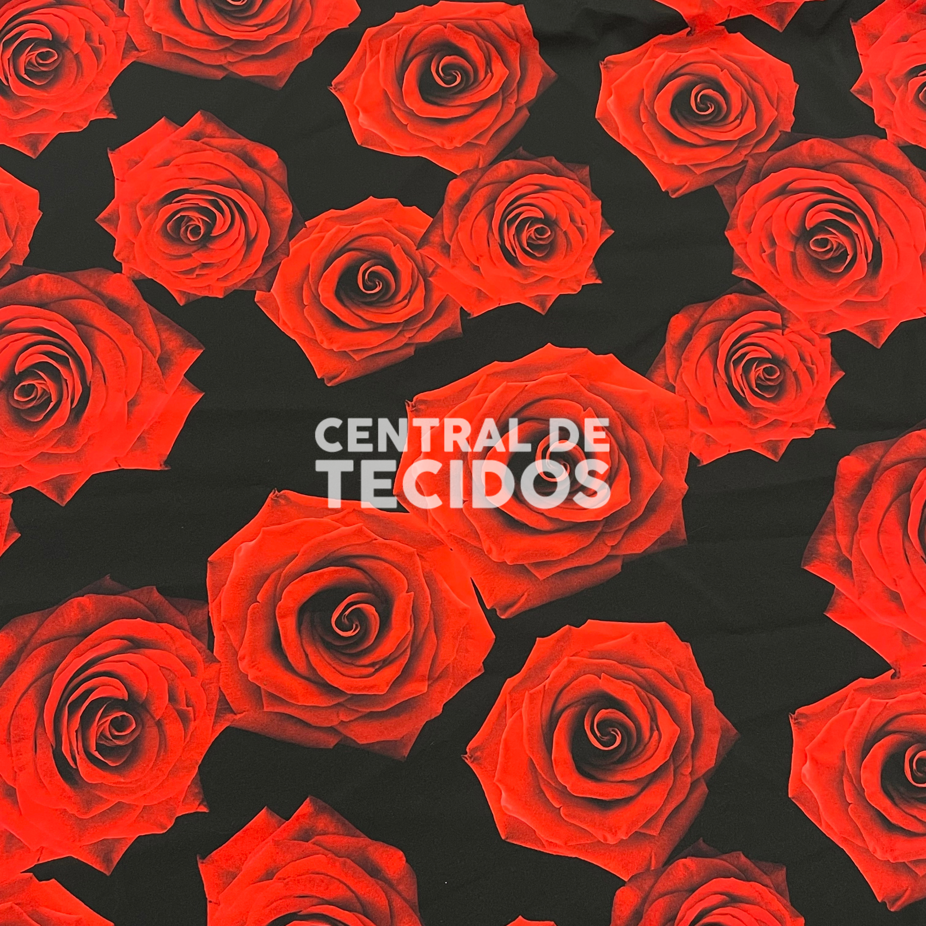 Toque de Seda Digital Rosas Vermelhas Fundo Preto