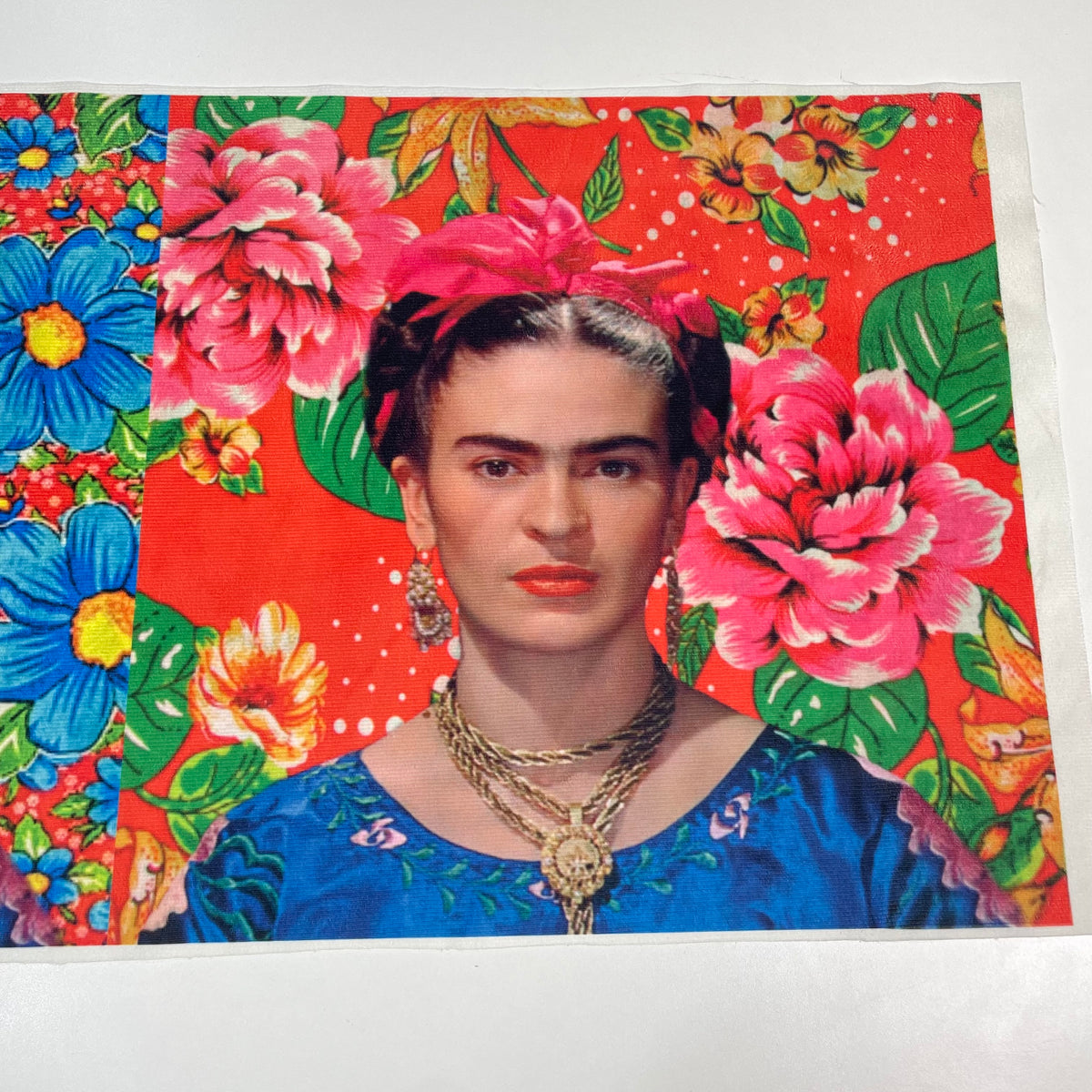 Veludo Suede Digital Frida Kahlo 01 50x50