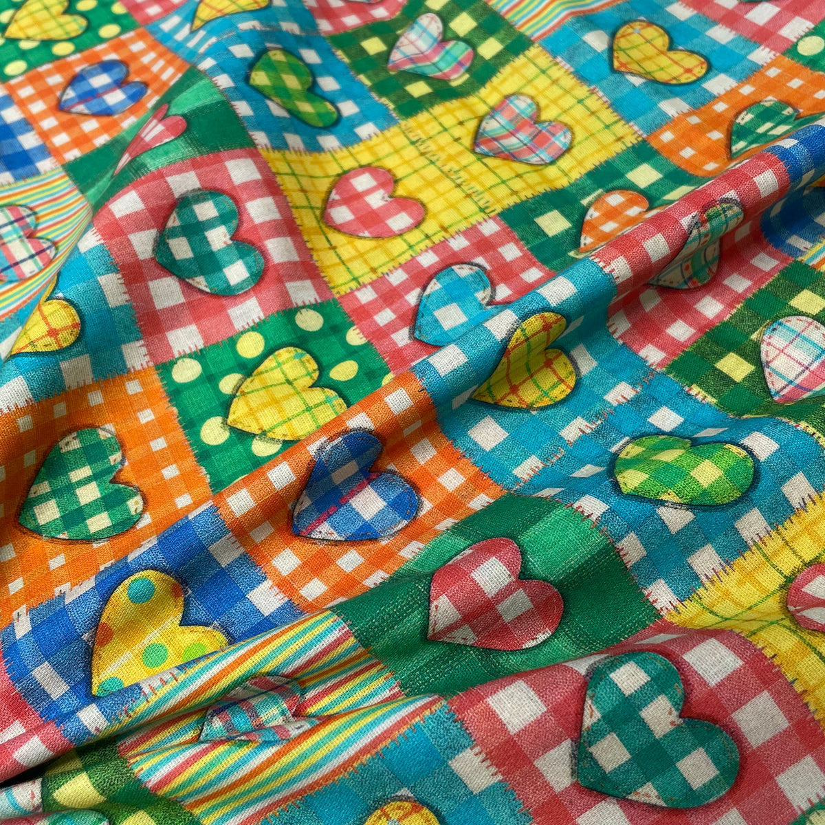 Tricoline Estampado Xadrez em Corações