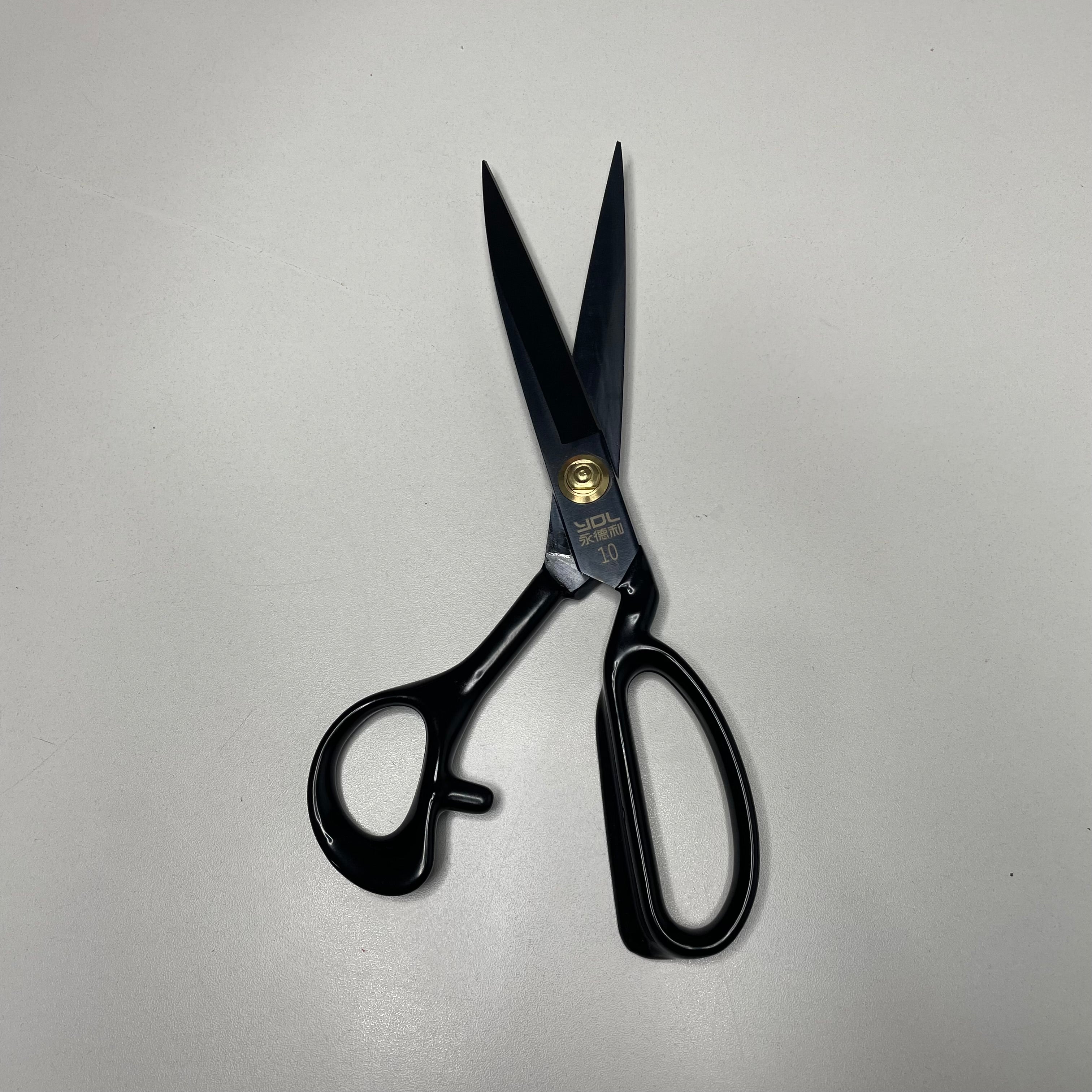 Tesoura Alfaiate Titanium 10"