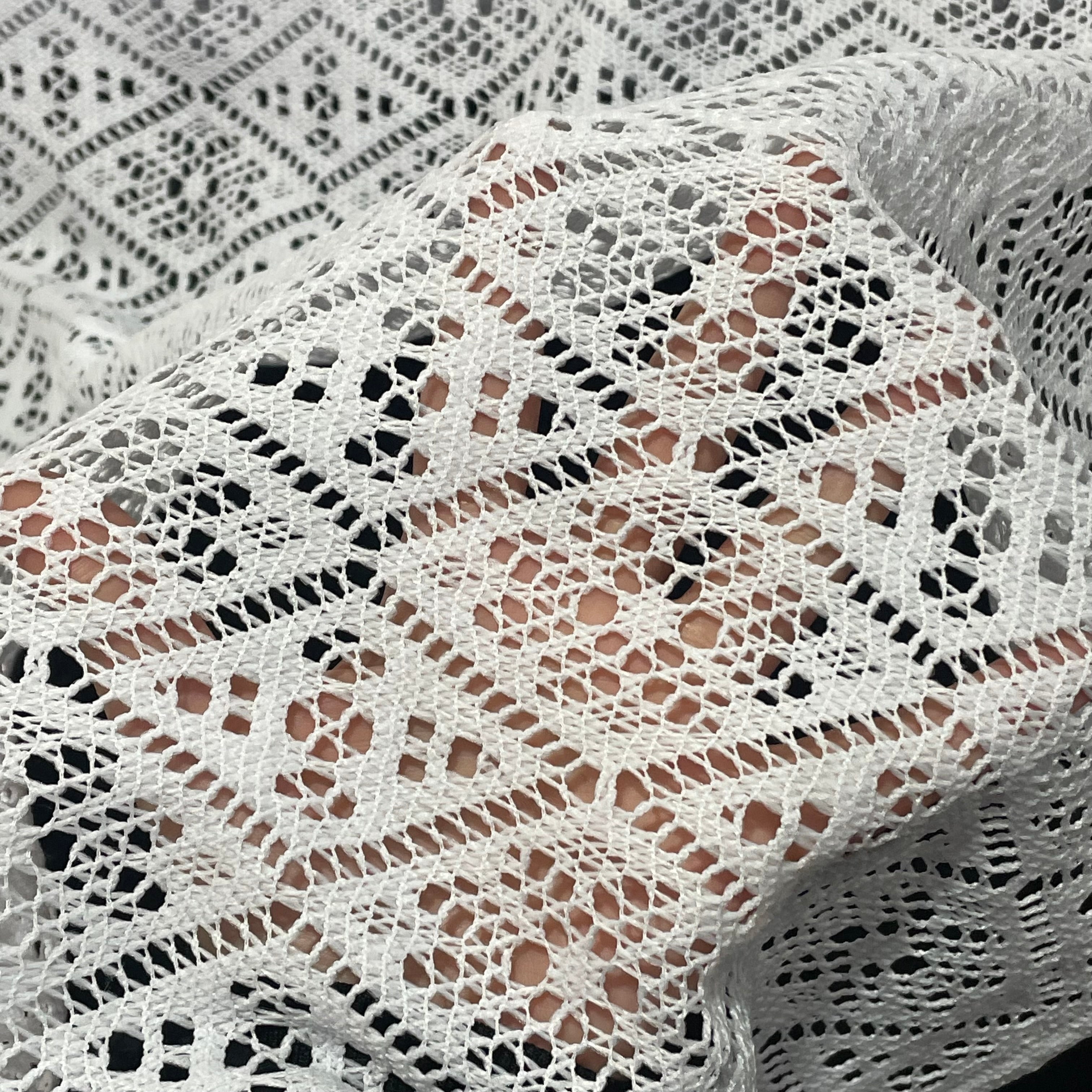 Renda Crochet Losangos Branca