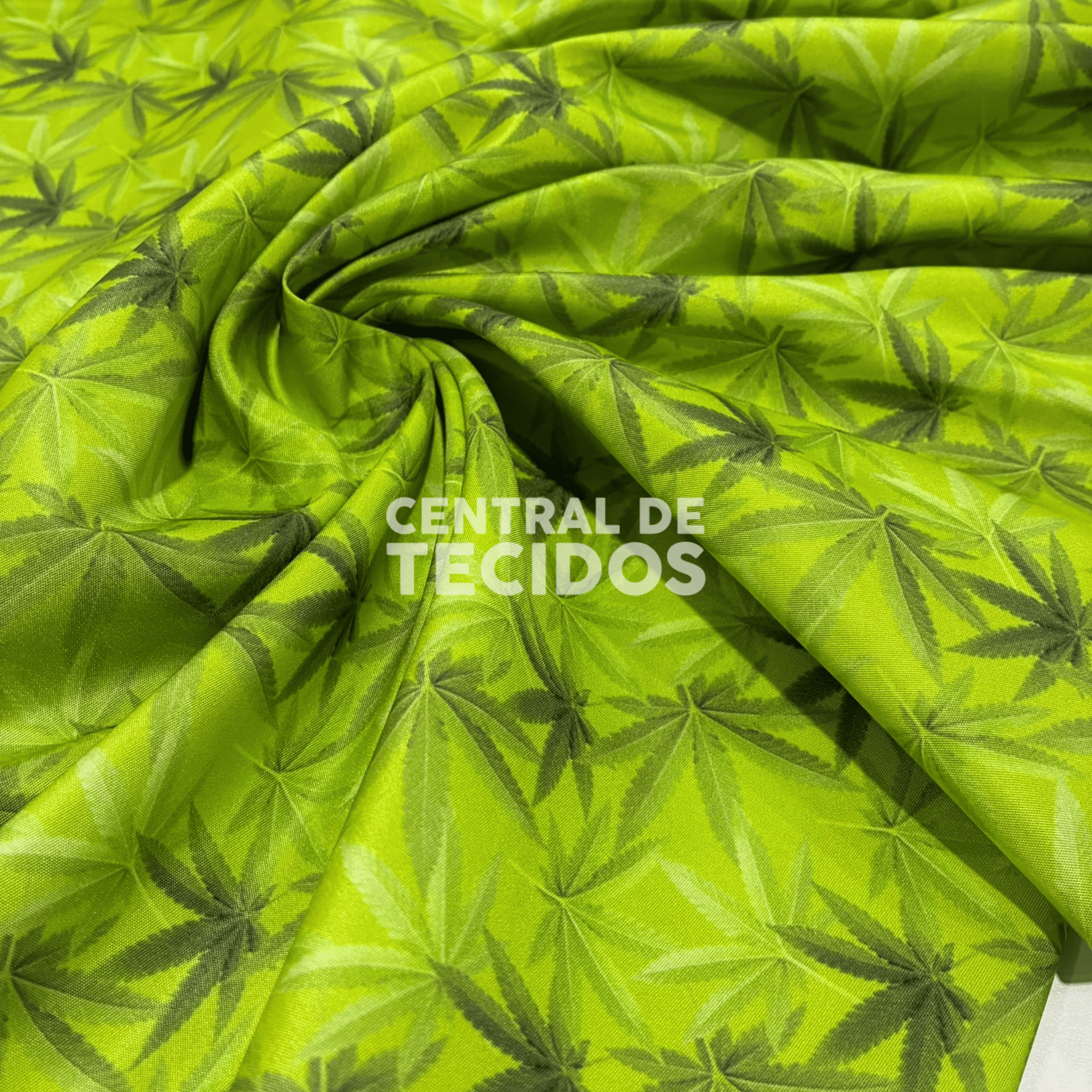 Microtel Digital Folha Cannabis Fundo Verde