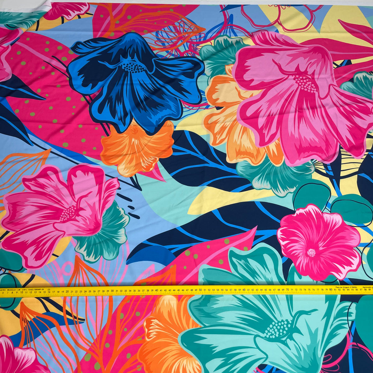 Toque de Seda Floral Verão Grande