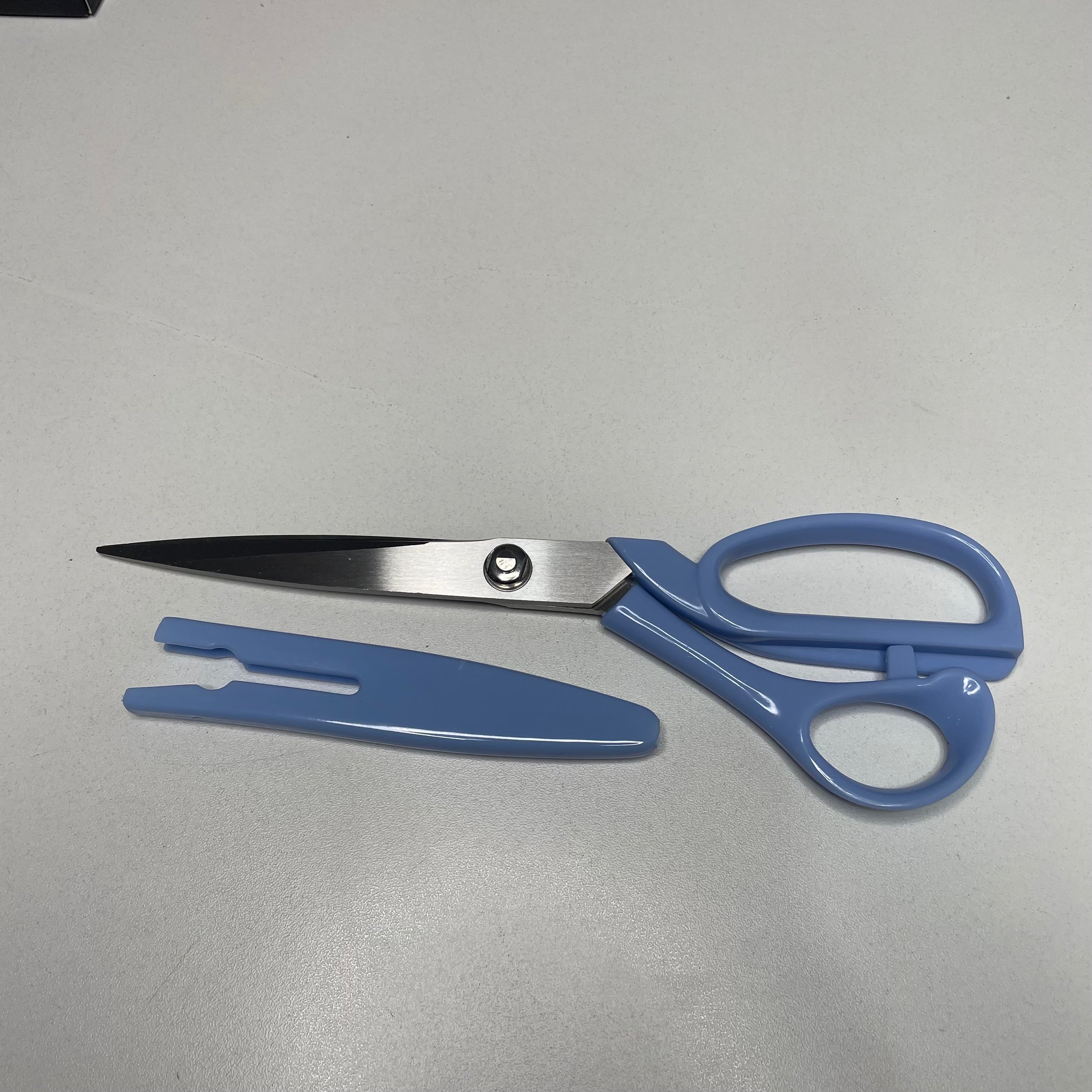 Tesoura Inox com Capa Azul Bebê