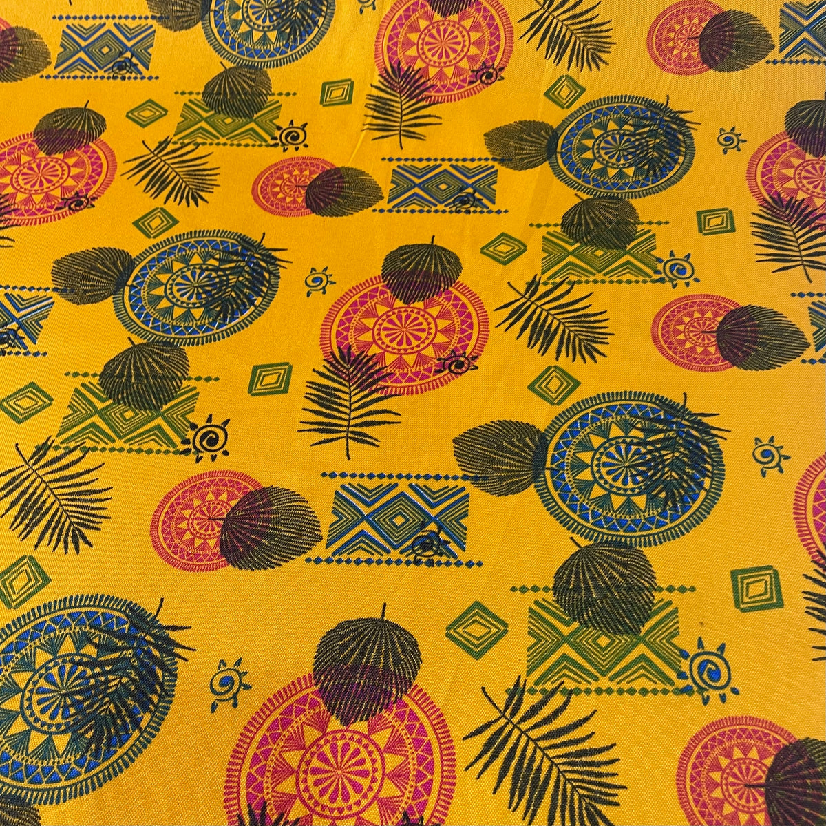 Oxford Afro Axé Fundo Amarelo