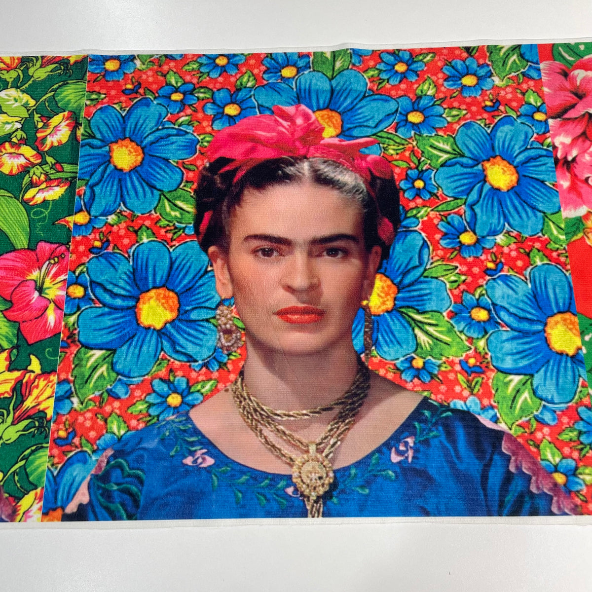 Veludo Suede Digital Frida Kahlo 01 50x50