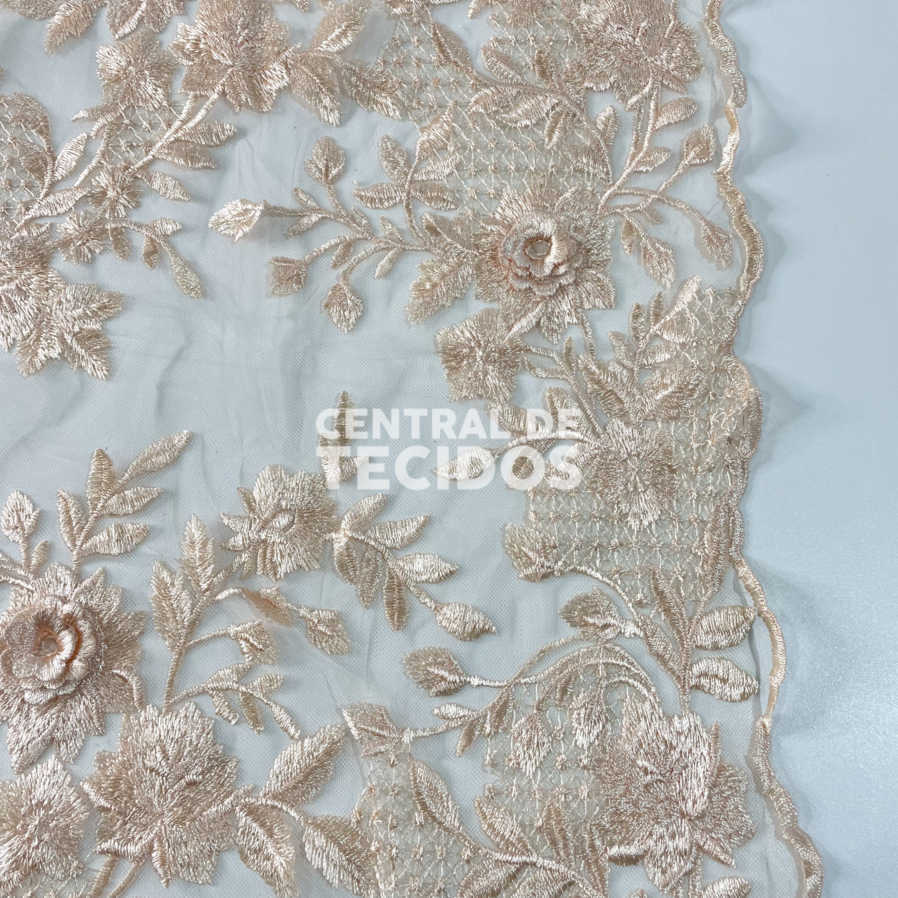 Tule Bordado 3D Floral Nude