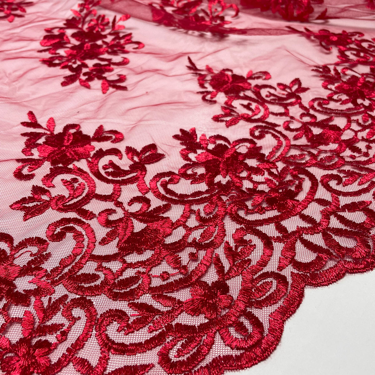 Tule Bordado Juliana Vermelho