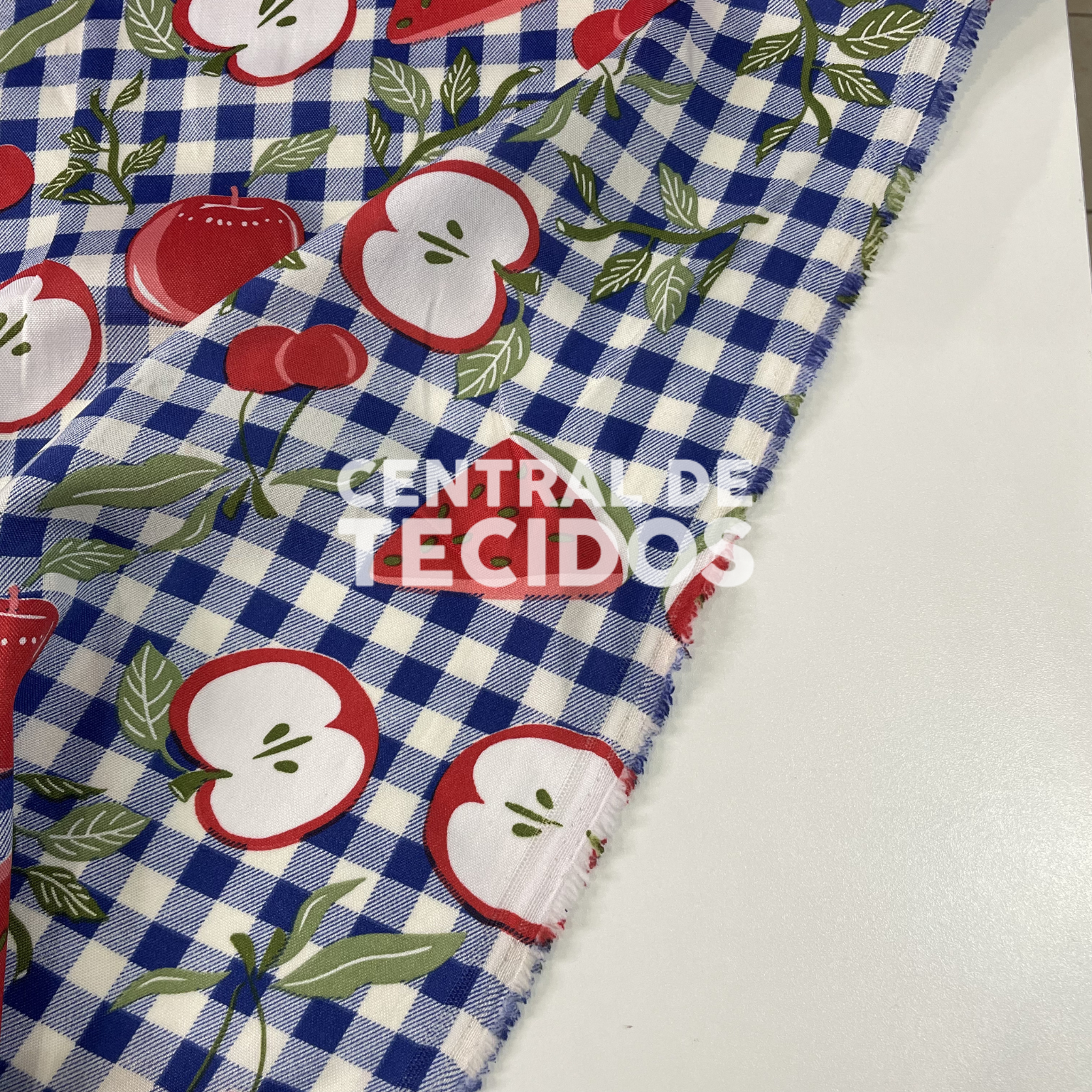 Oxford Mix Frutas Fundo Xadrez Azul