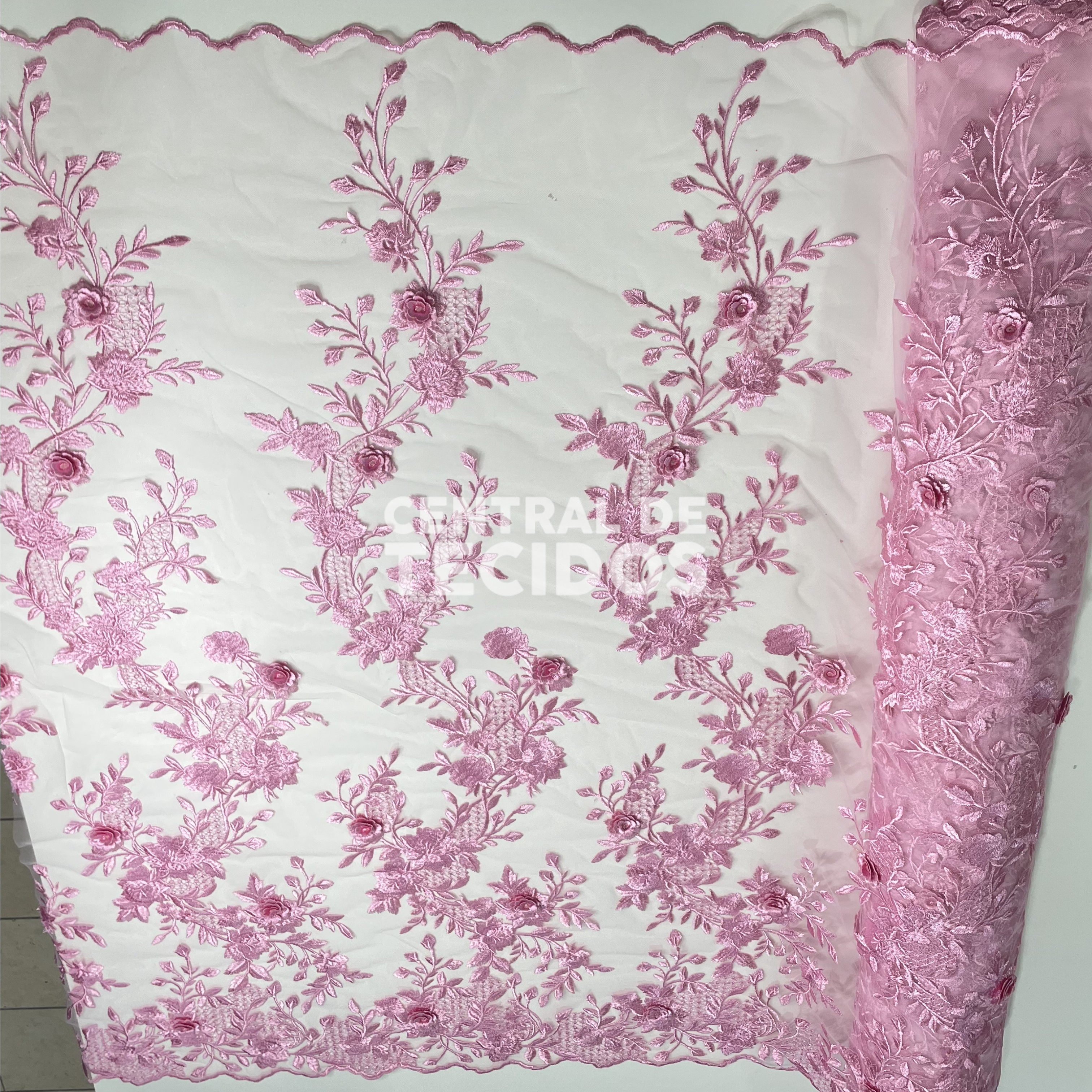 Tule Bordado 3D Floral Rosa Bebê