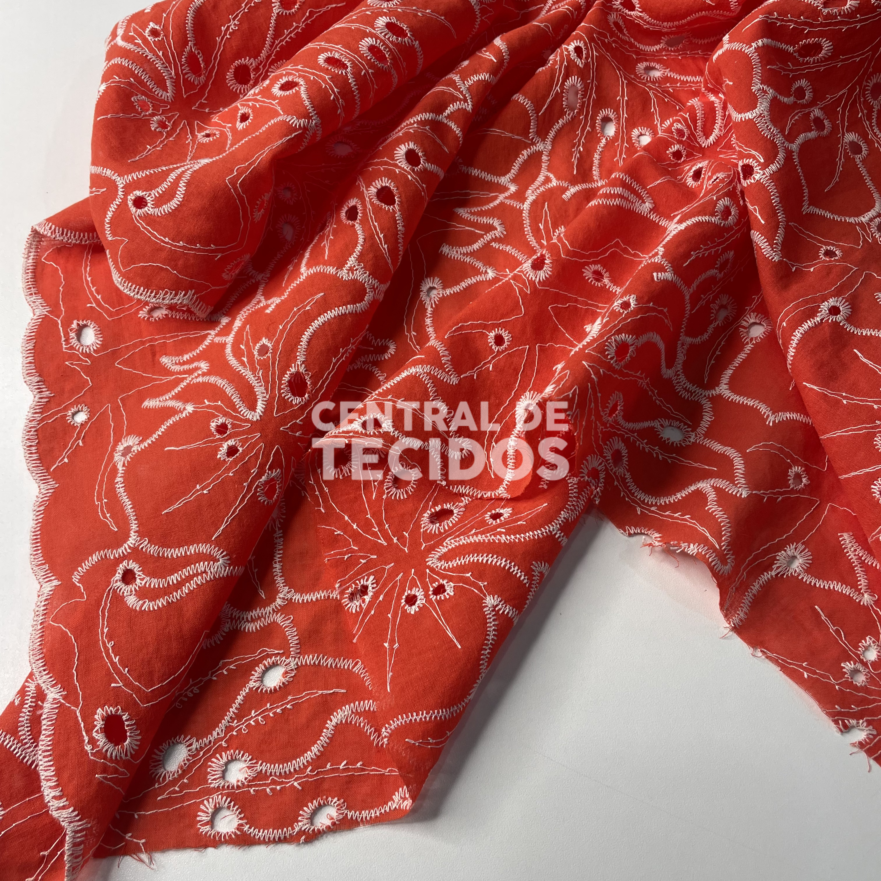 Broderi Laise Bordado Folhas Laranja