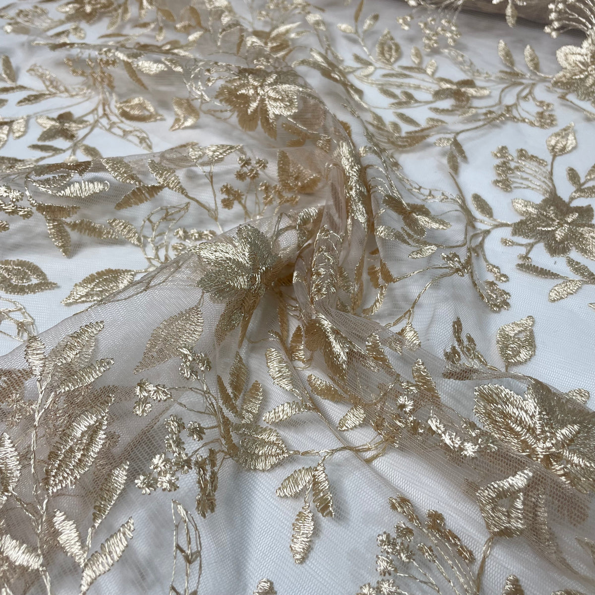 Tule Bordado Nice Dourado