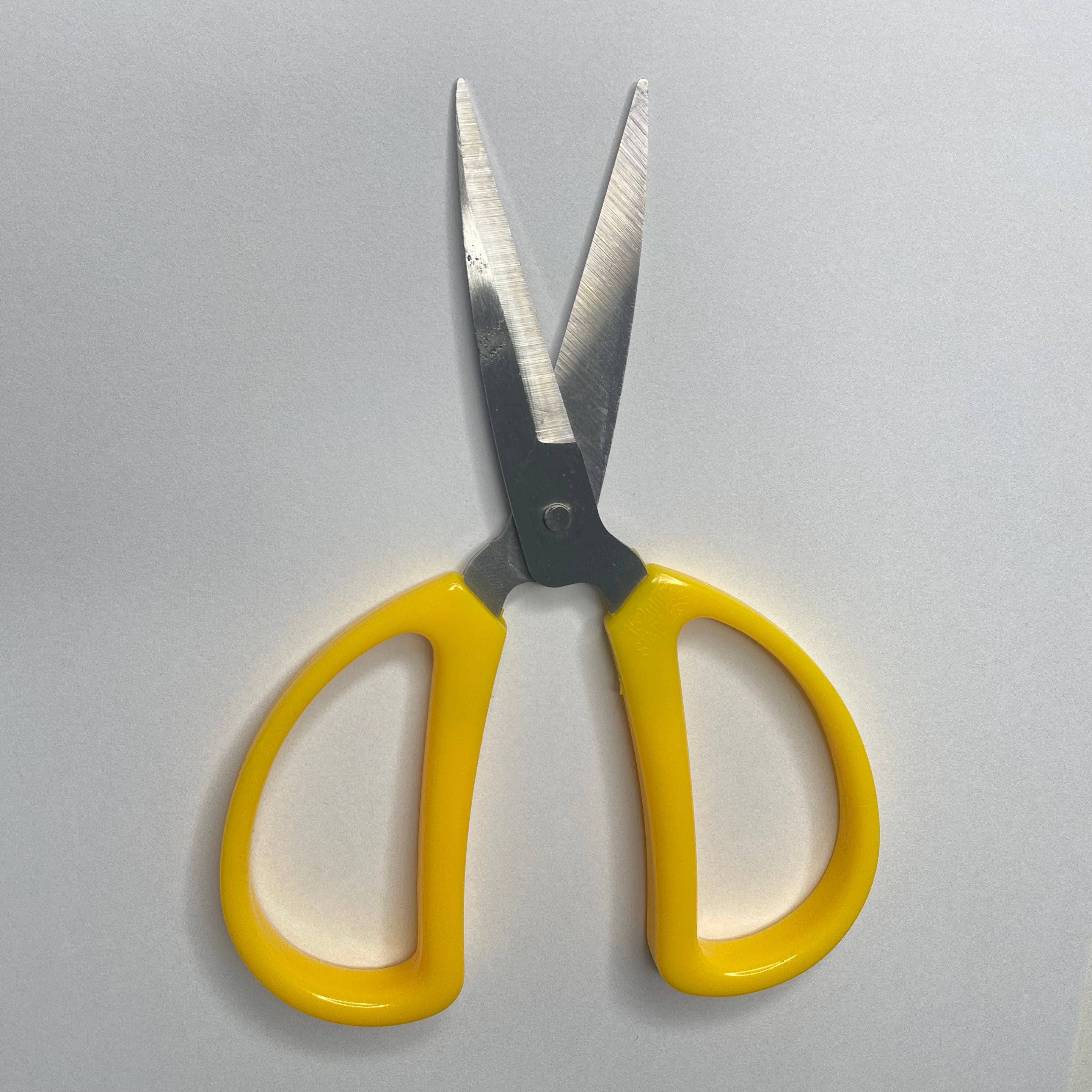 Tesoura Multiuso 15cm