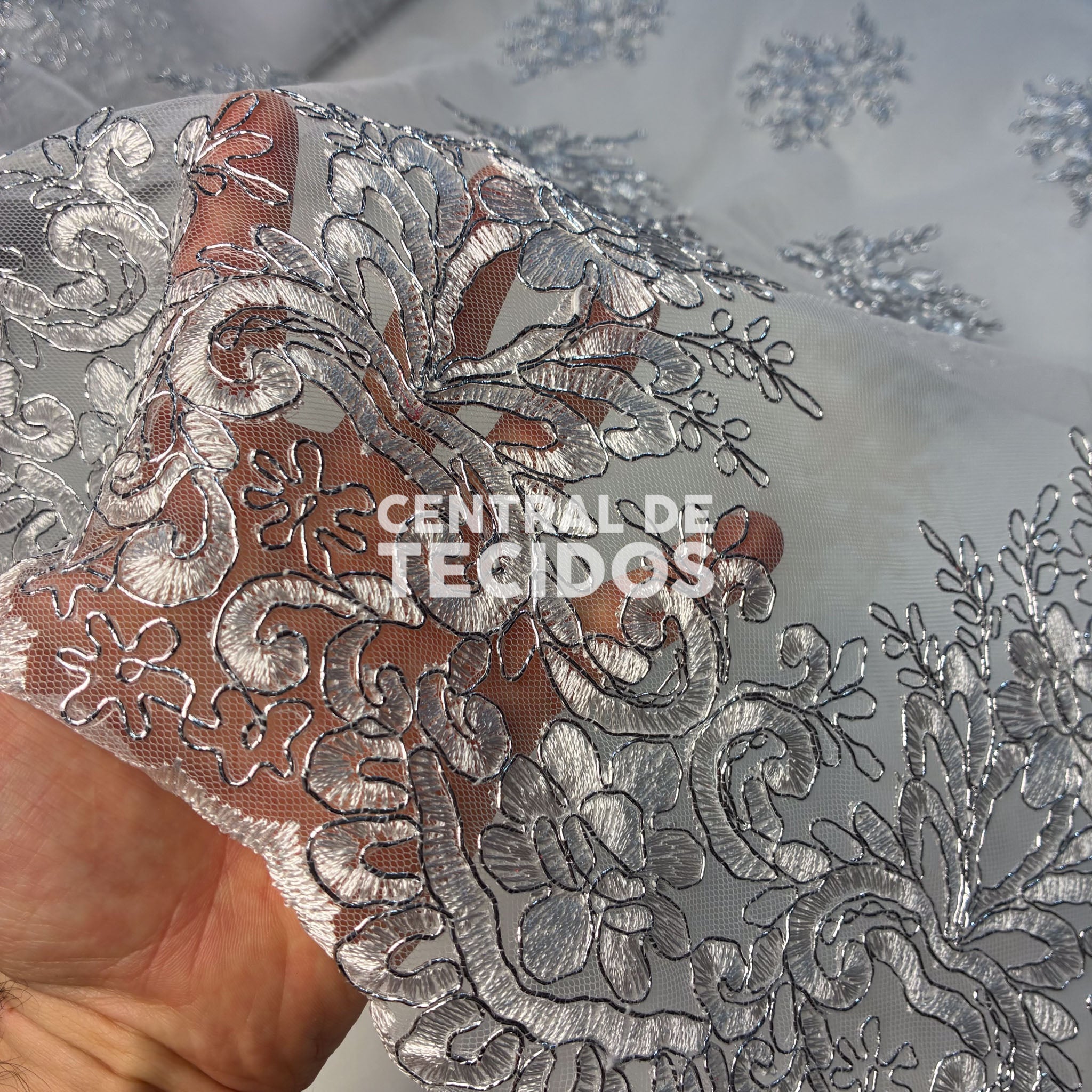 Tule Bordado Metalic Branco com Prata