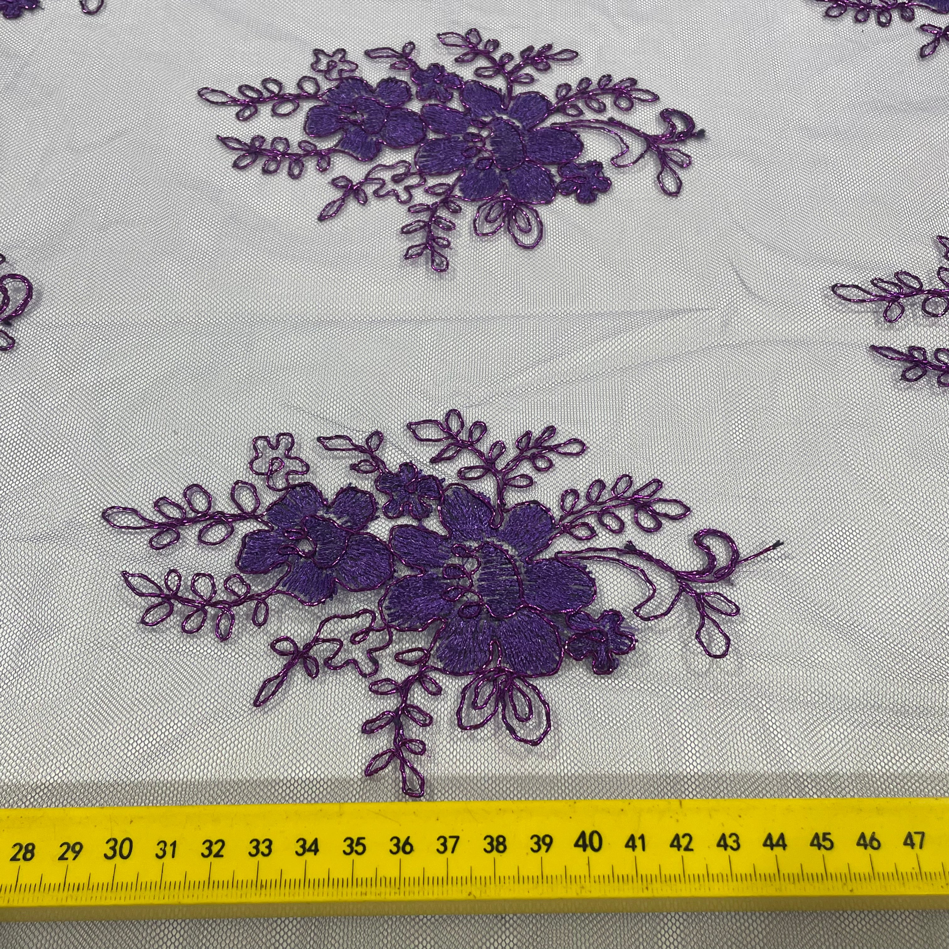 Tule Bordado Metalic Roxo