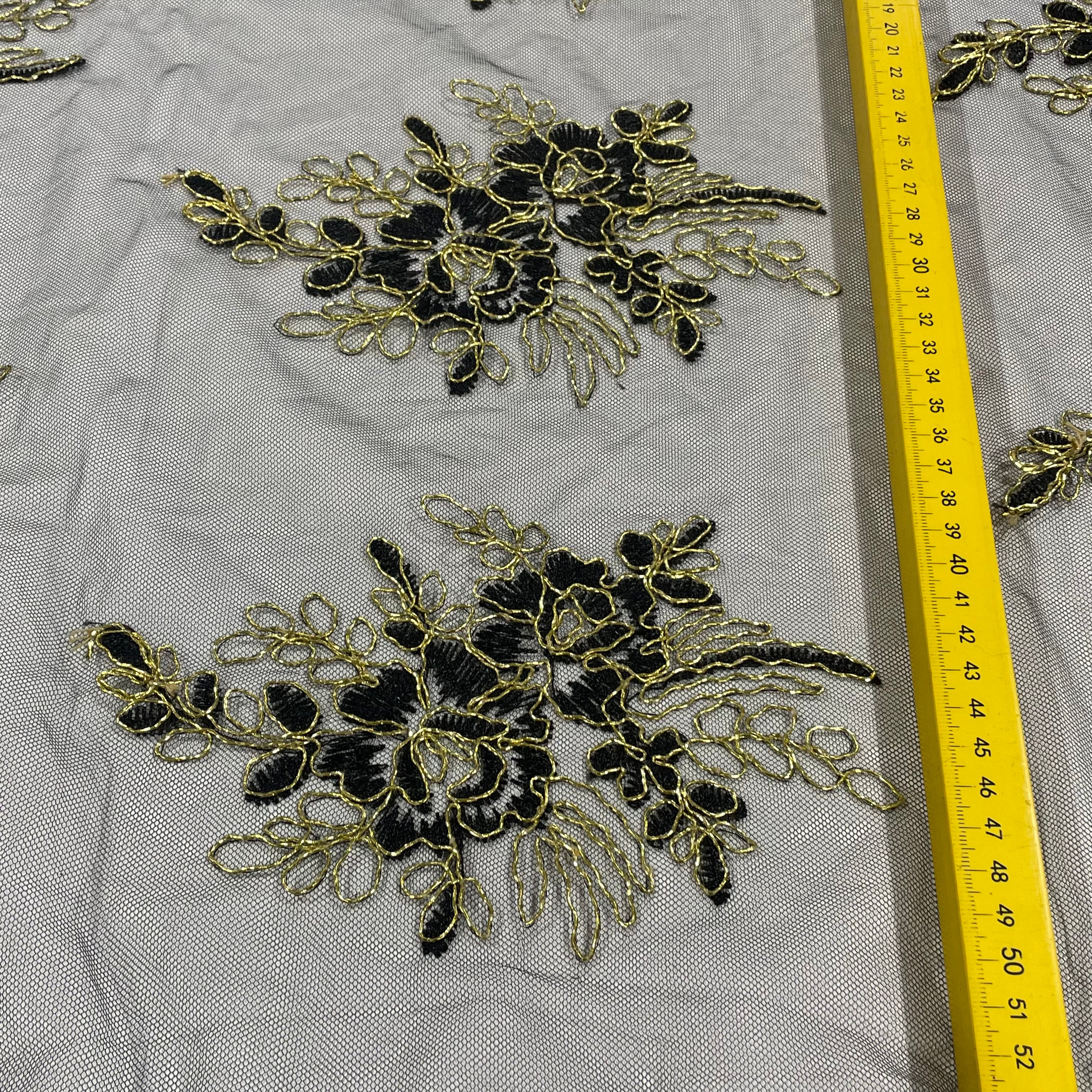 Tule Bordado Metálico GODESS 668 Preto e Dourado 02