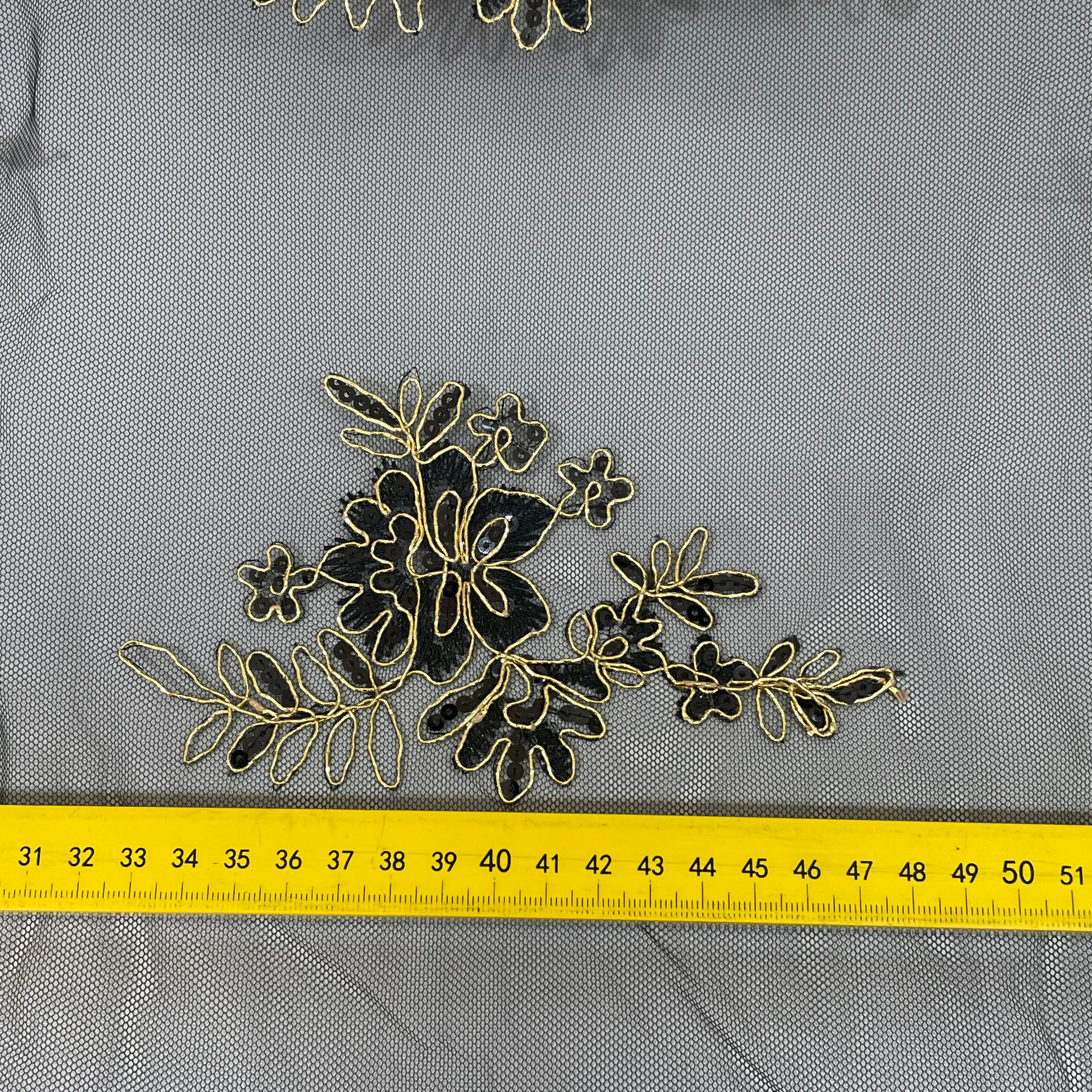 Tule Bordado Metálico GODESS 668 Preto e Dourado