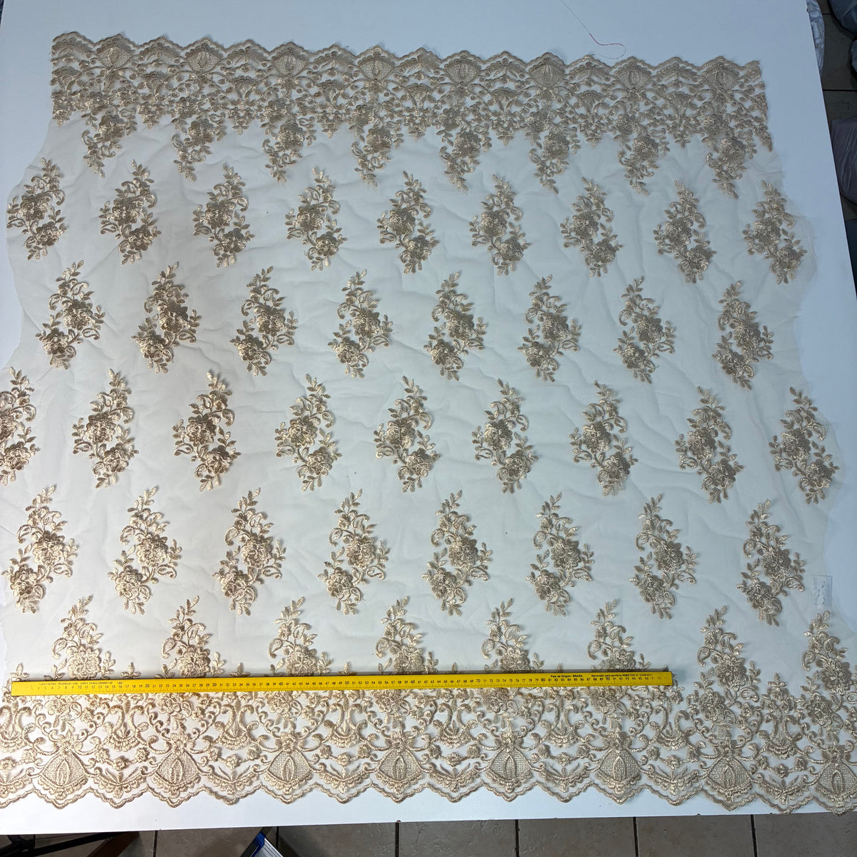 Tule Bordado Juliana Nude - Comprimento: 1,25m X Largura: 1,38m