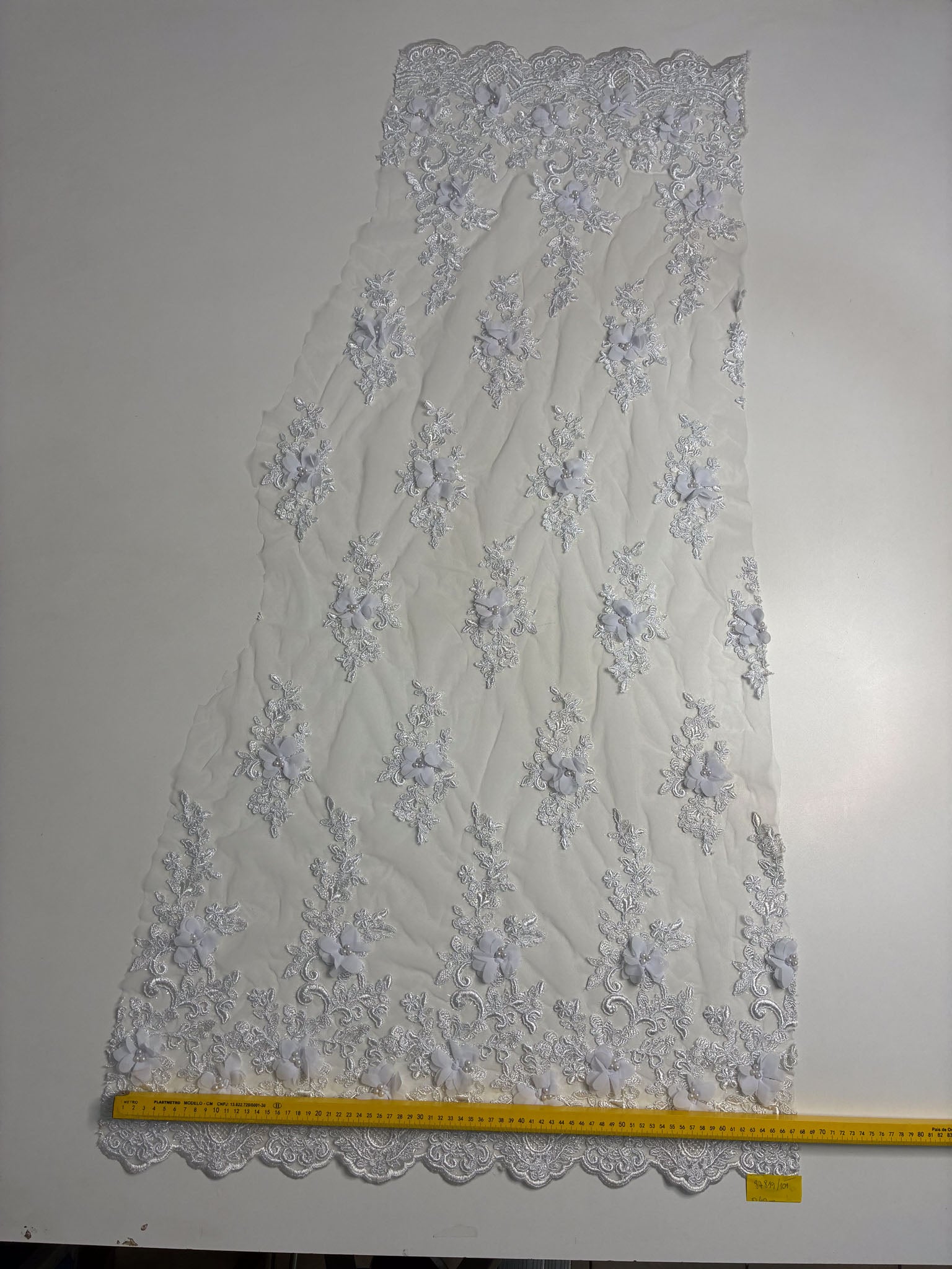 Tule Bordado Noiva 3D Branco - Comprimento: 0,45m X Largura: 1,38m