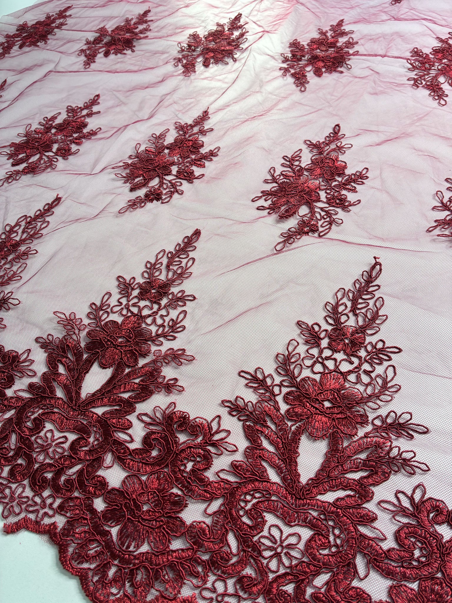 Tule Bordado Liveruby Marsala - Comprimento: 0,70m X Largura: 1,38m
