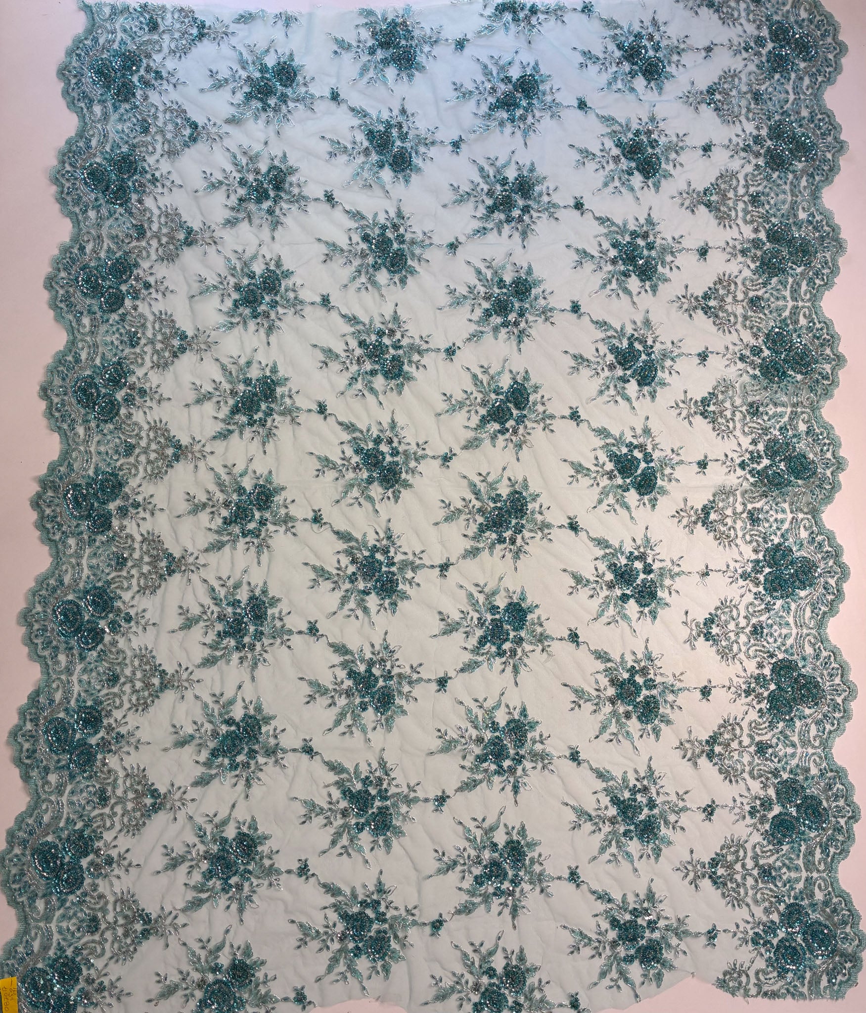 Tule Bordado Pedraria Metalic Verde Água - Comprimento 1,50m X Largura 1,38m