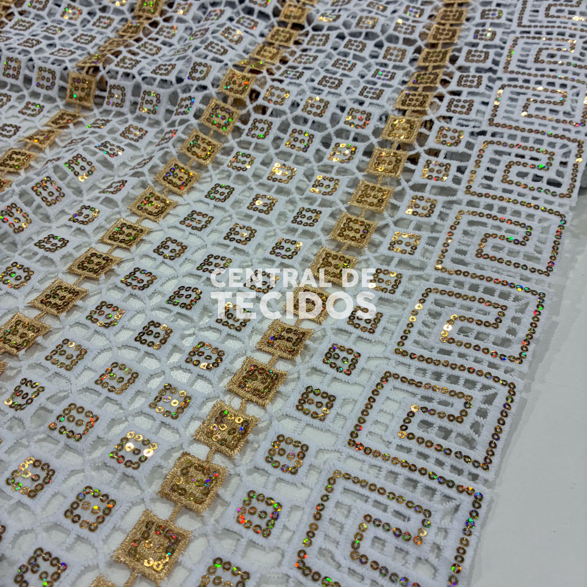 Guipir Nigéria Ouro #01 - Peça com 4,50 metros