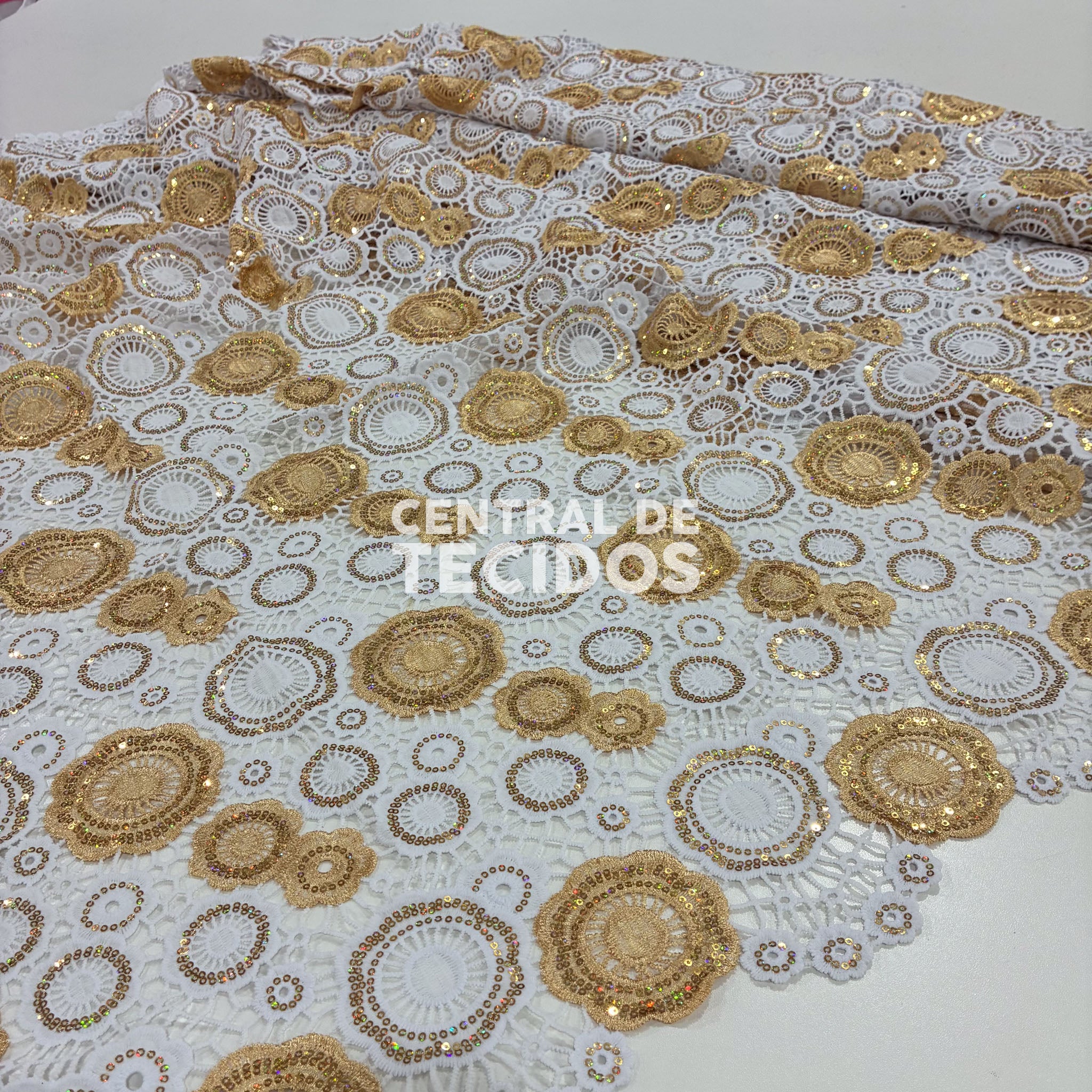 Guipir Nigéria Ouro #02 - Peça com 4,50 metros