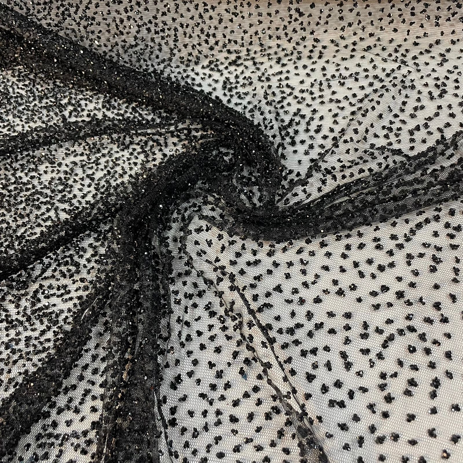 Tule Pedra Diamante Preto