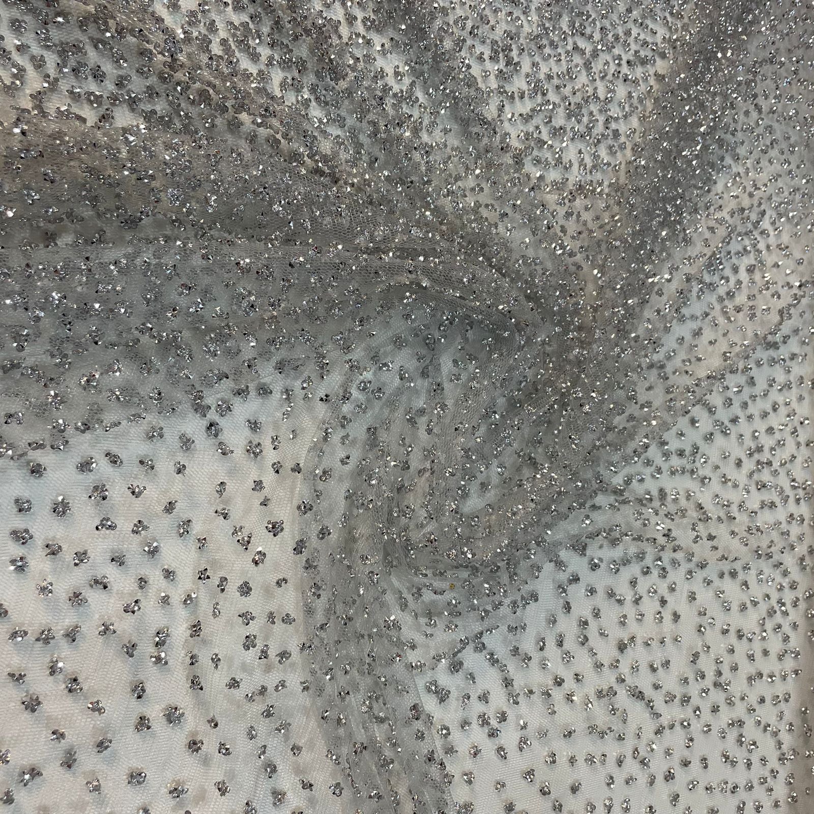 Tule Pedra Diamante Prata