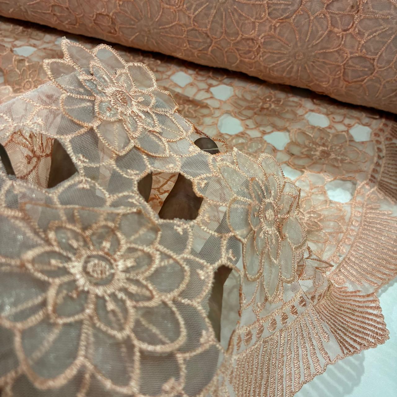 Tule Bordado Dafne Lasercut 3D Salmão