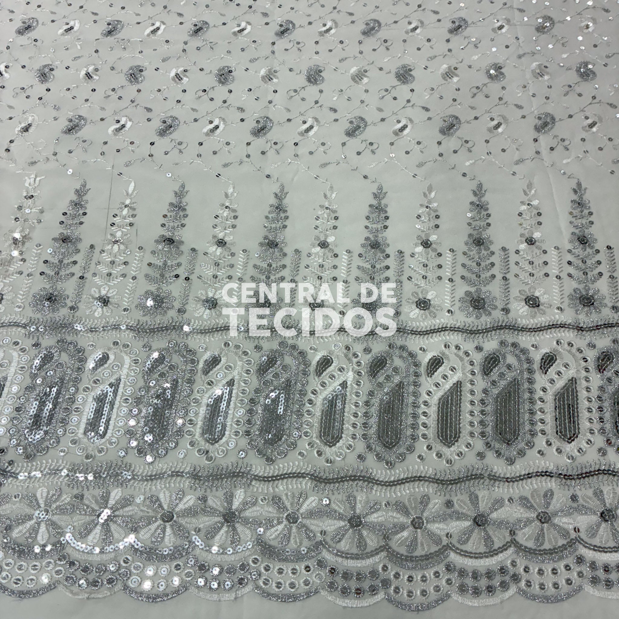 Chiffon Bordado Indiano Branco e Prata