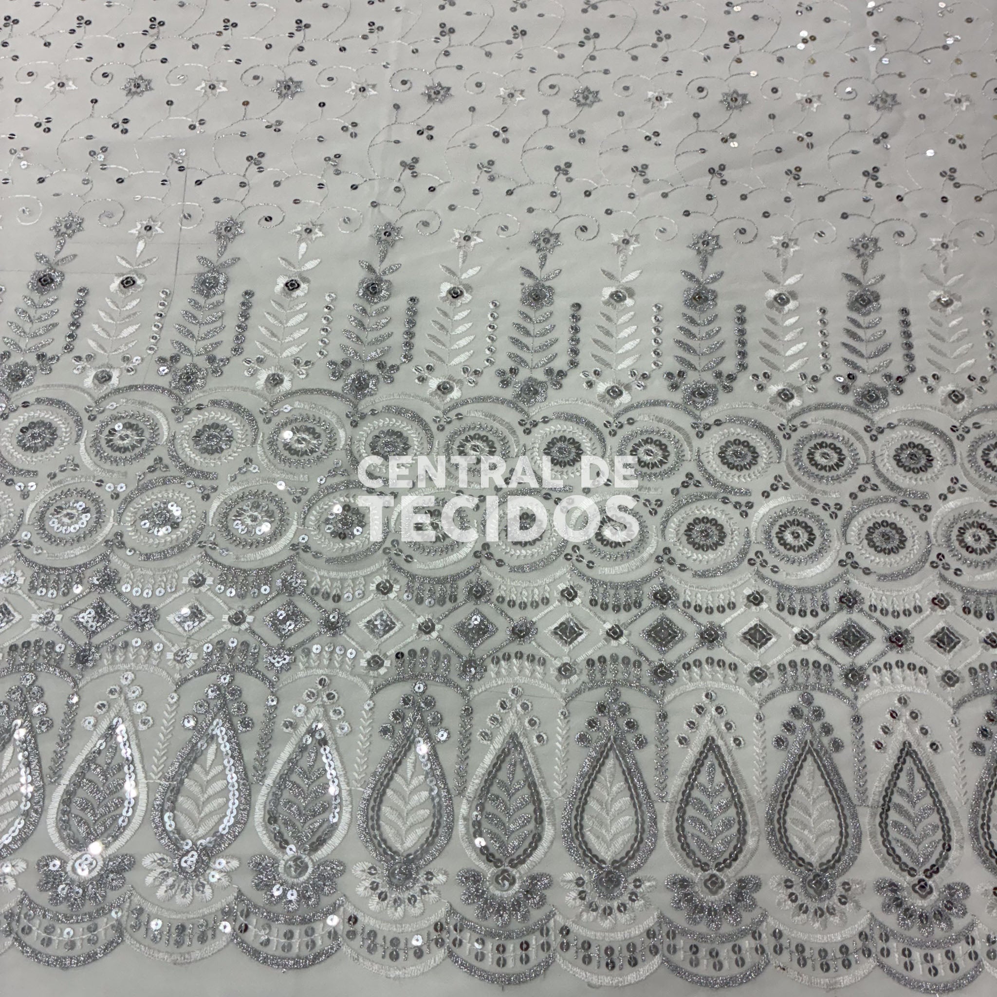 Chiffon Bordado Indiano Branco com Prata