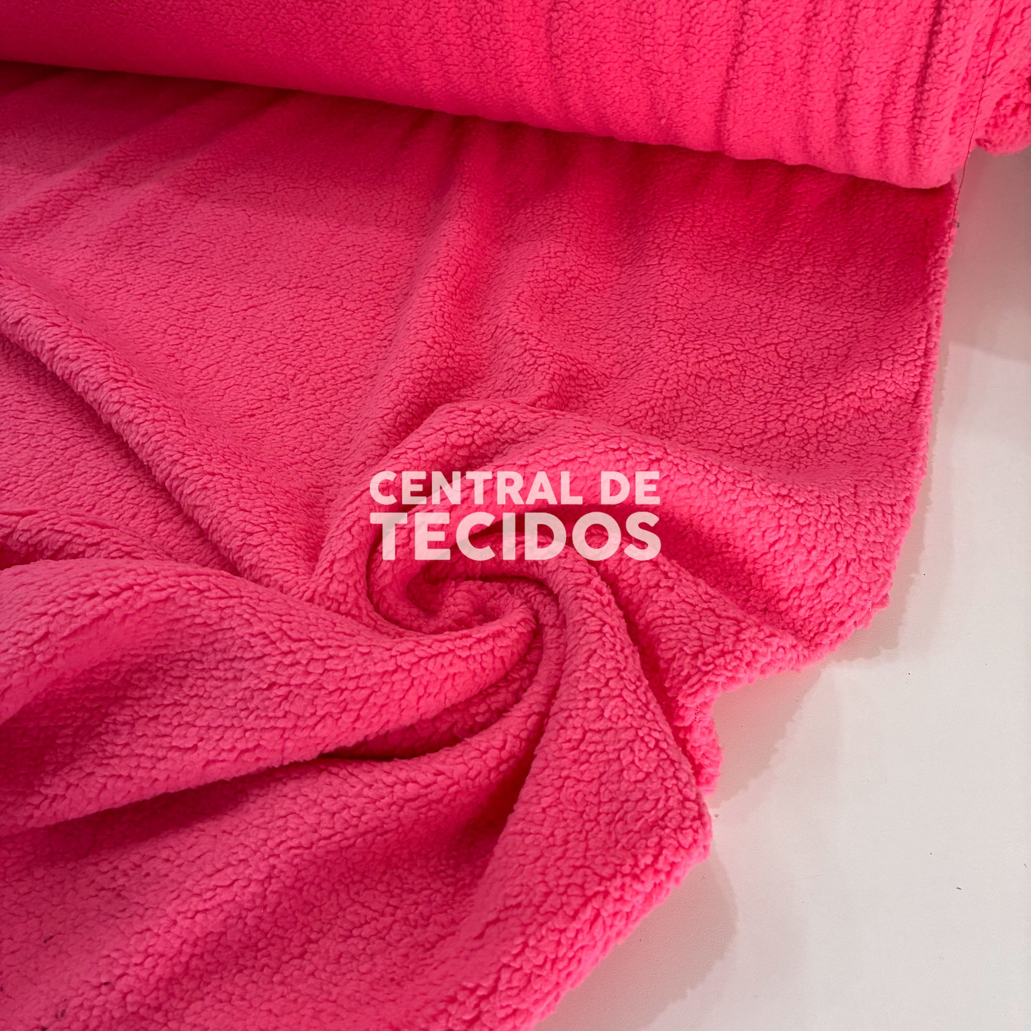 Pele Sherpa Baixa Rosa Chiclé