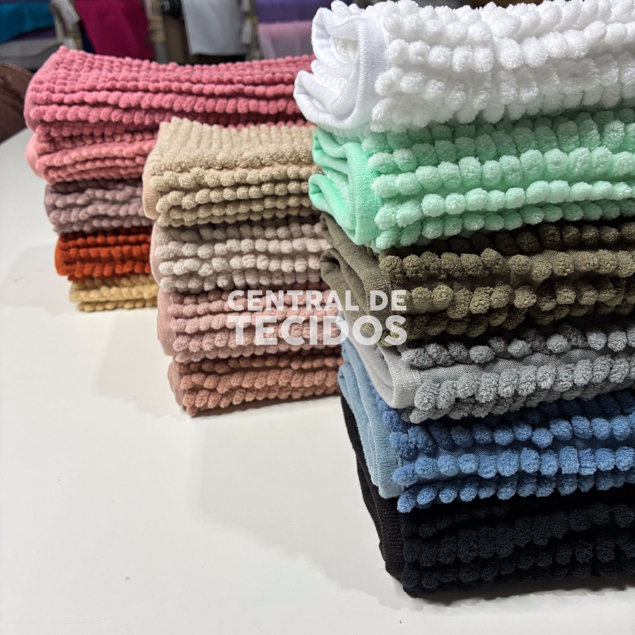 Tapete de Banheiro Bolinha Microfibra Bolinha Antiderrapante Promoção 38x58cm
