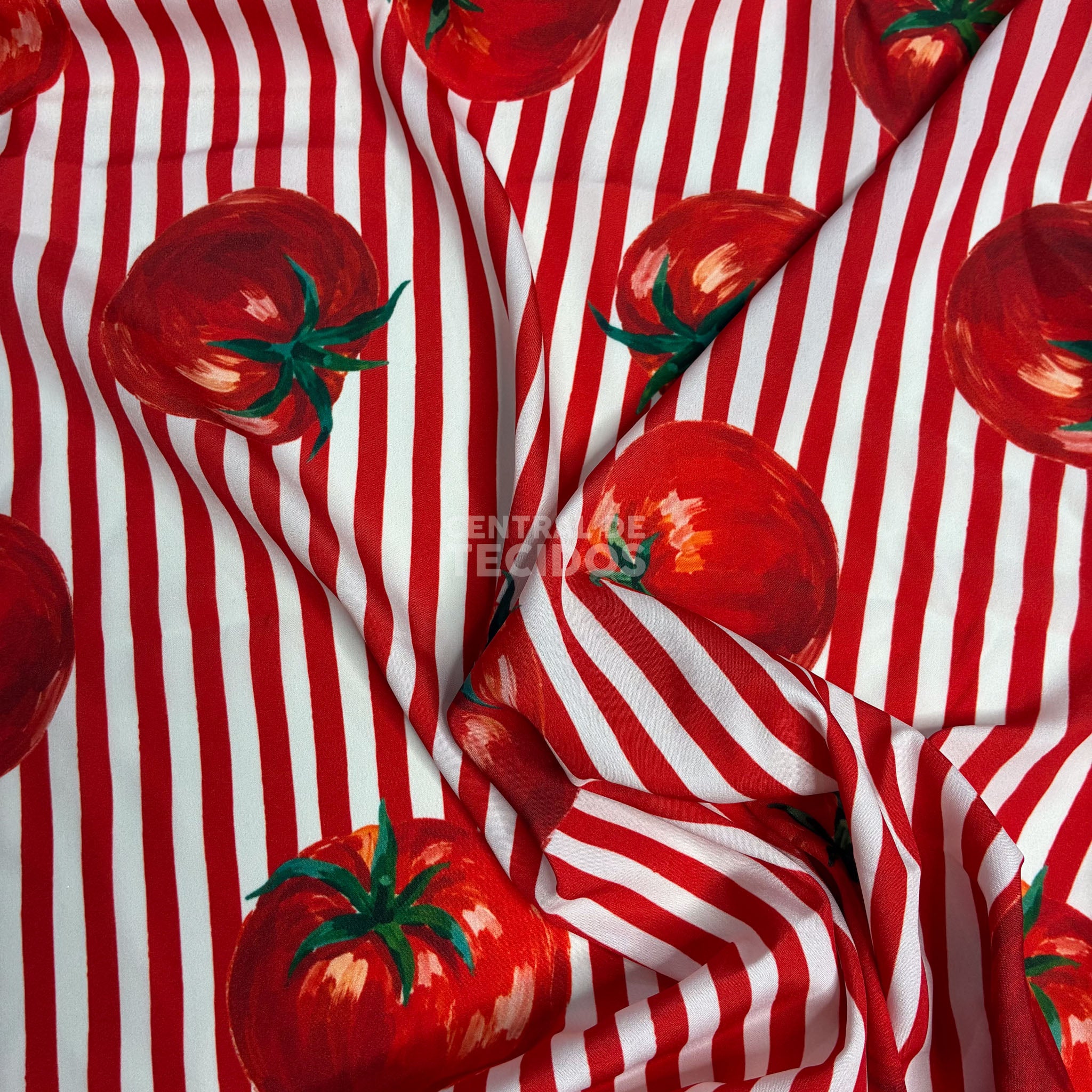 Crepe Sedinha Tomate Listras Vermelhas
