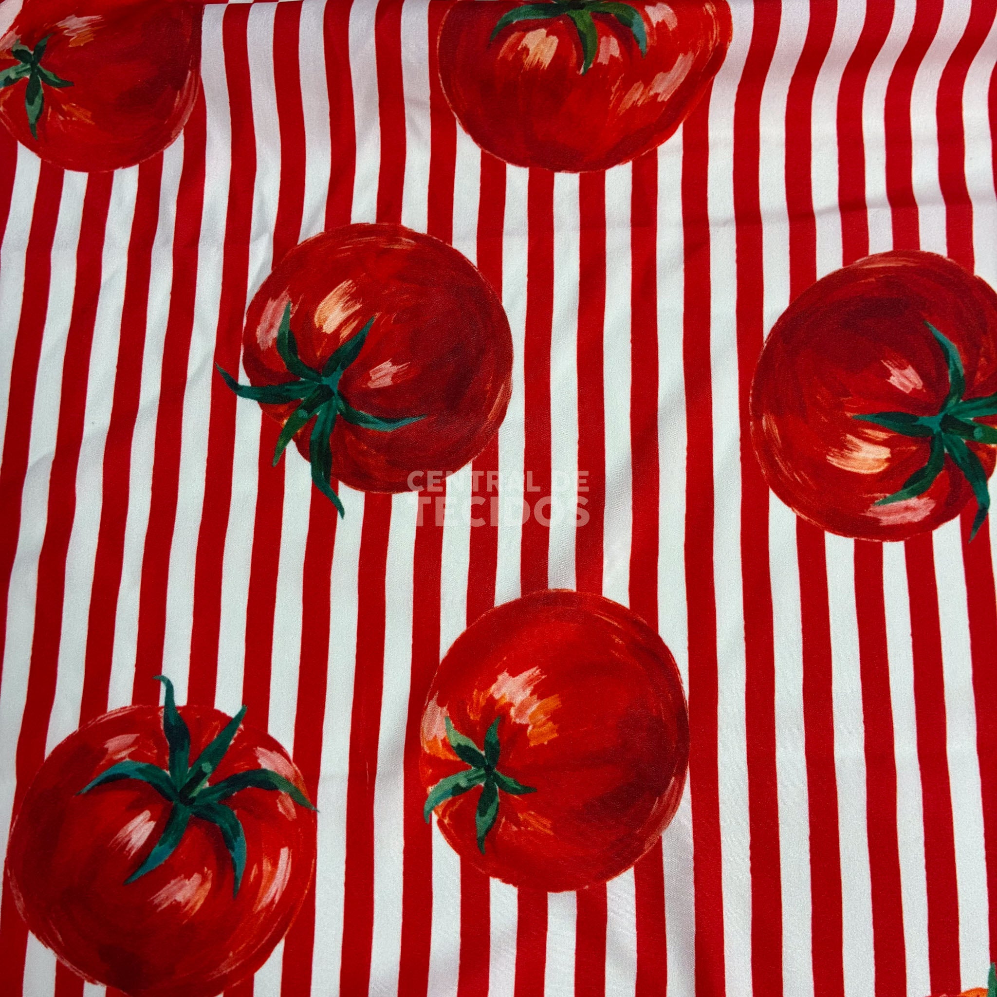 Crepe Sedinha Tomate Listras Vermelhas