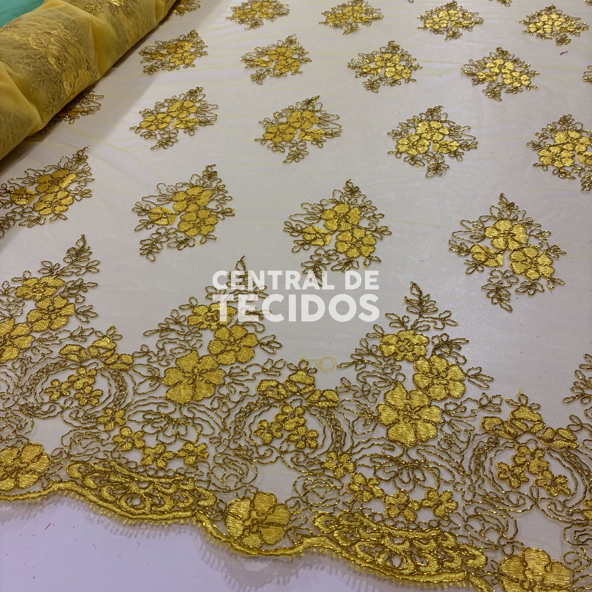 Tule Bordado Metálico Godess 556 Amarelo Ouro